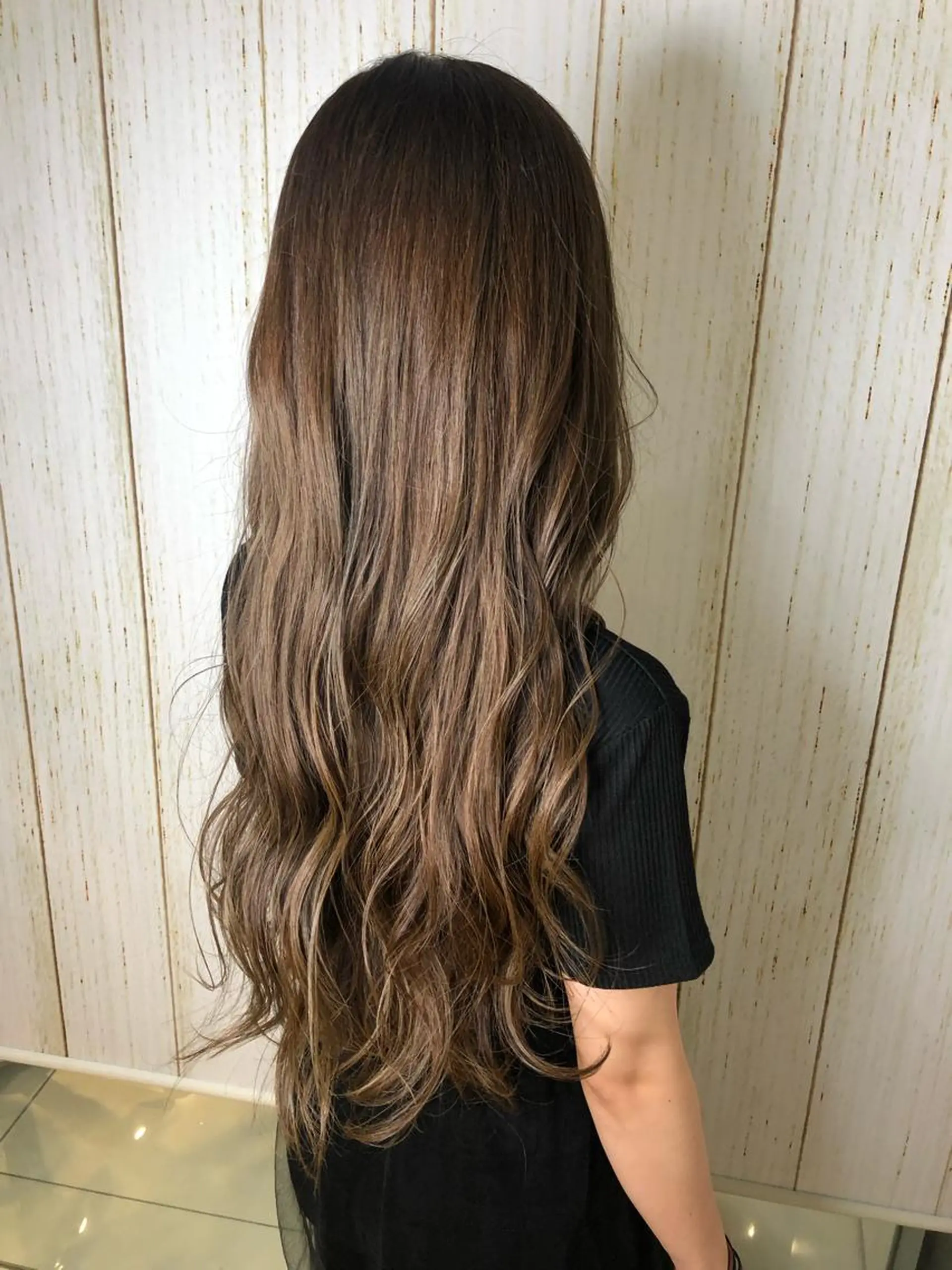 ロング カラー 【似合うが見つかる】 Hanaのヘアスタイル