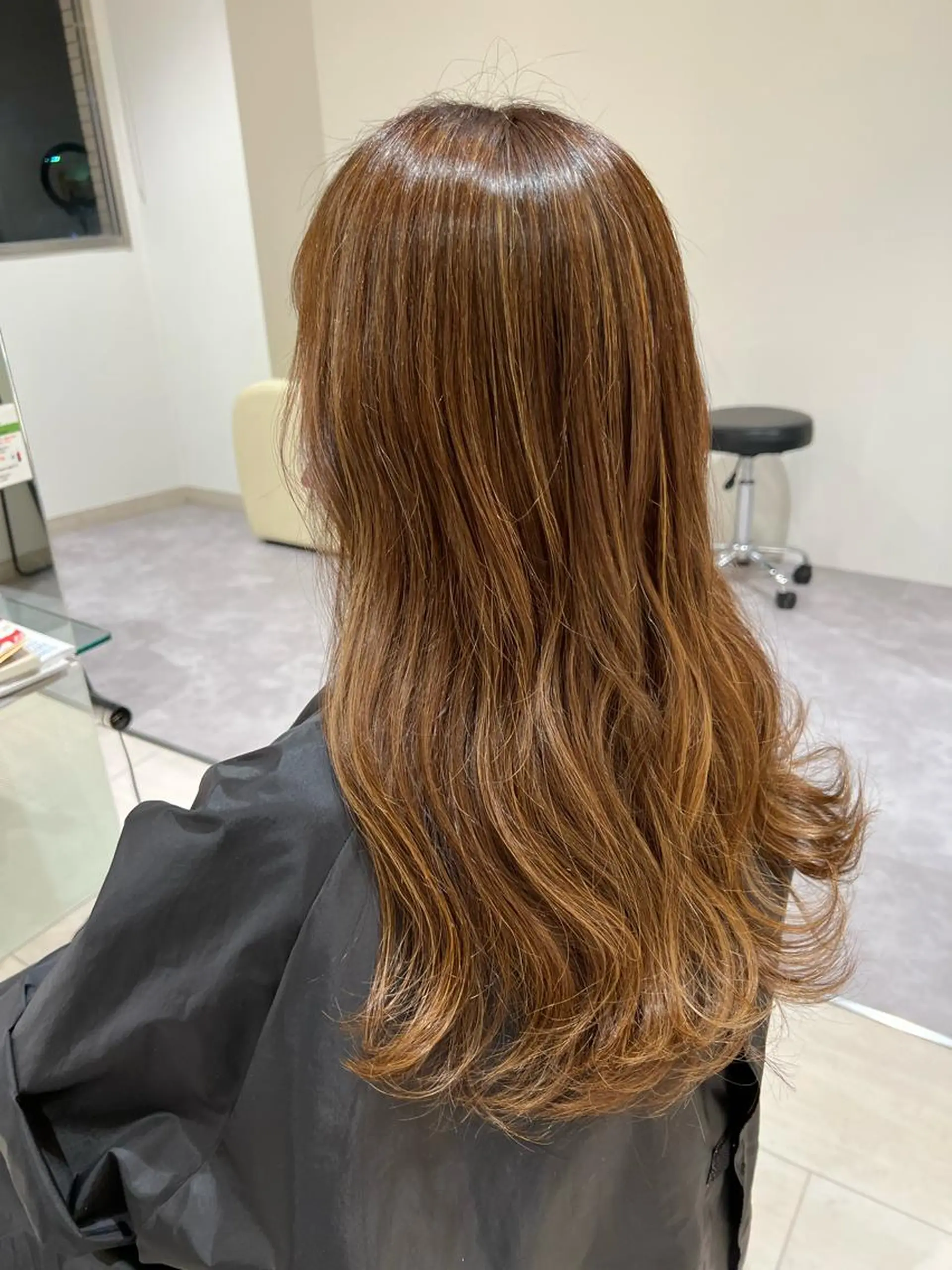 カラー 久永 菫のヘアスタイル