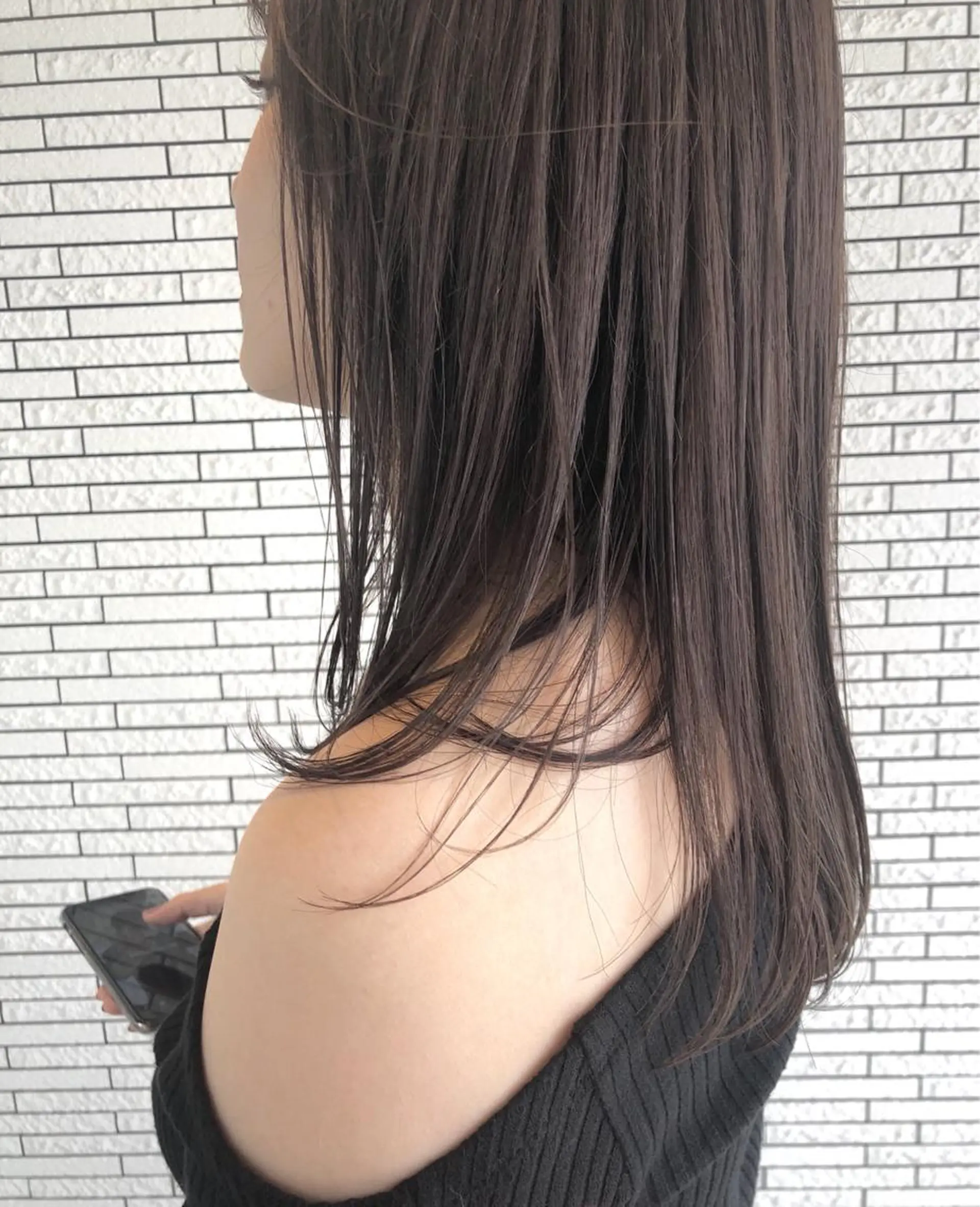 セミロング カラー マエダ リョウのヘアスタイル