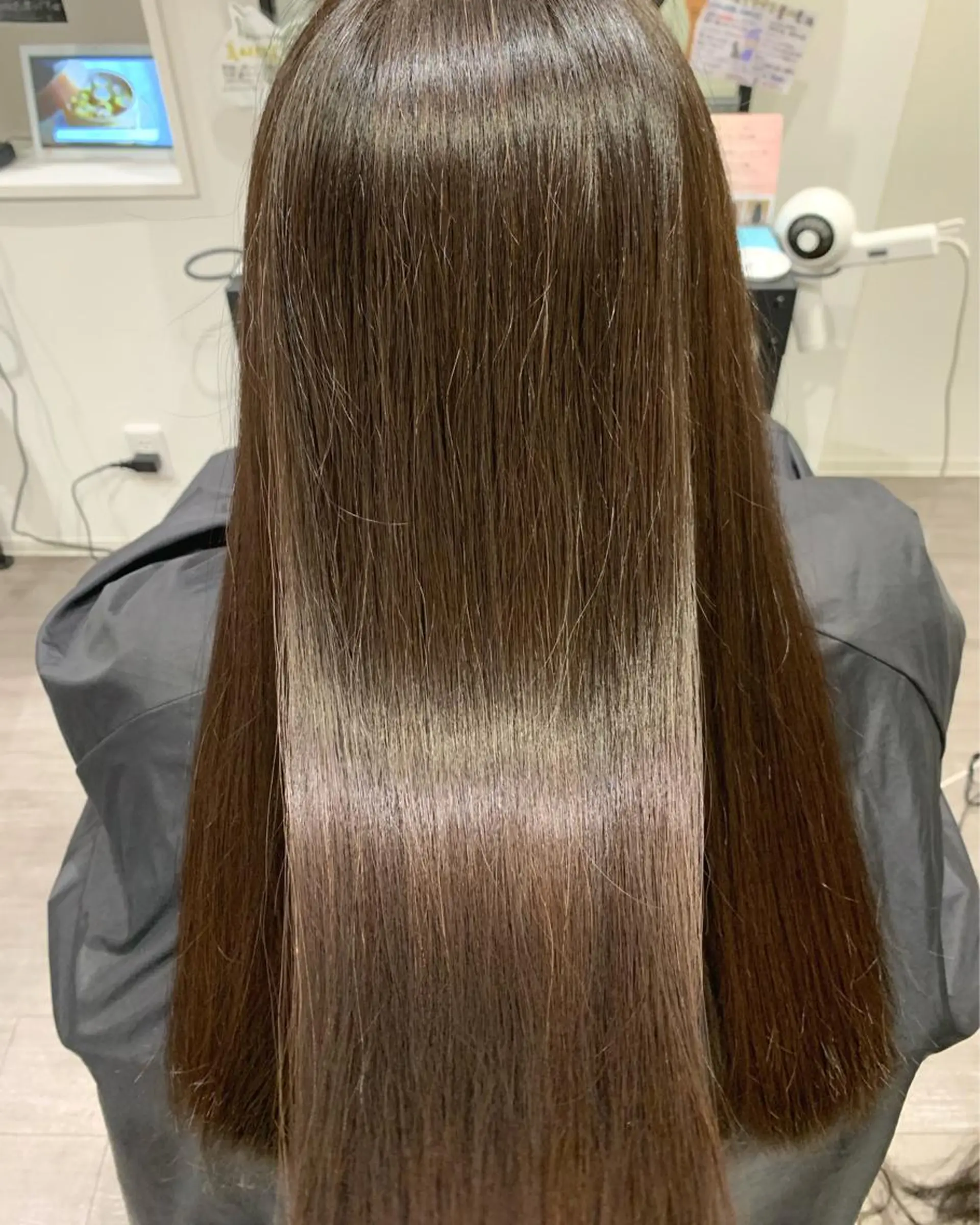 セミロング 【酸性ストレート】 宮下和明のヘアスタイル