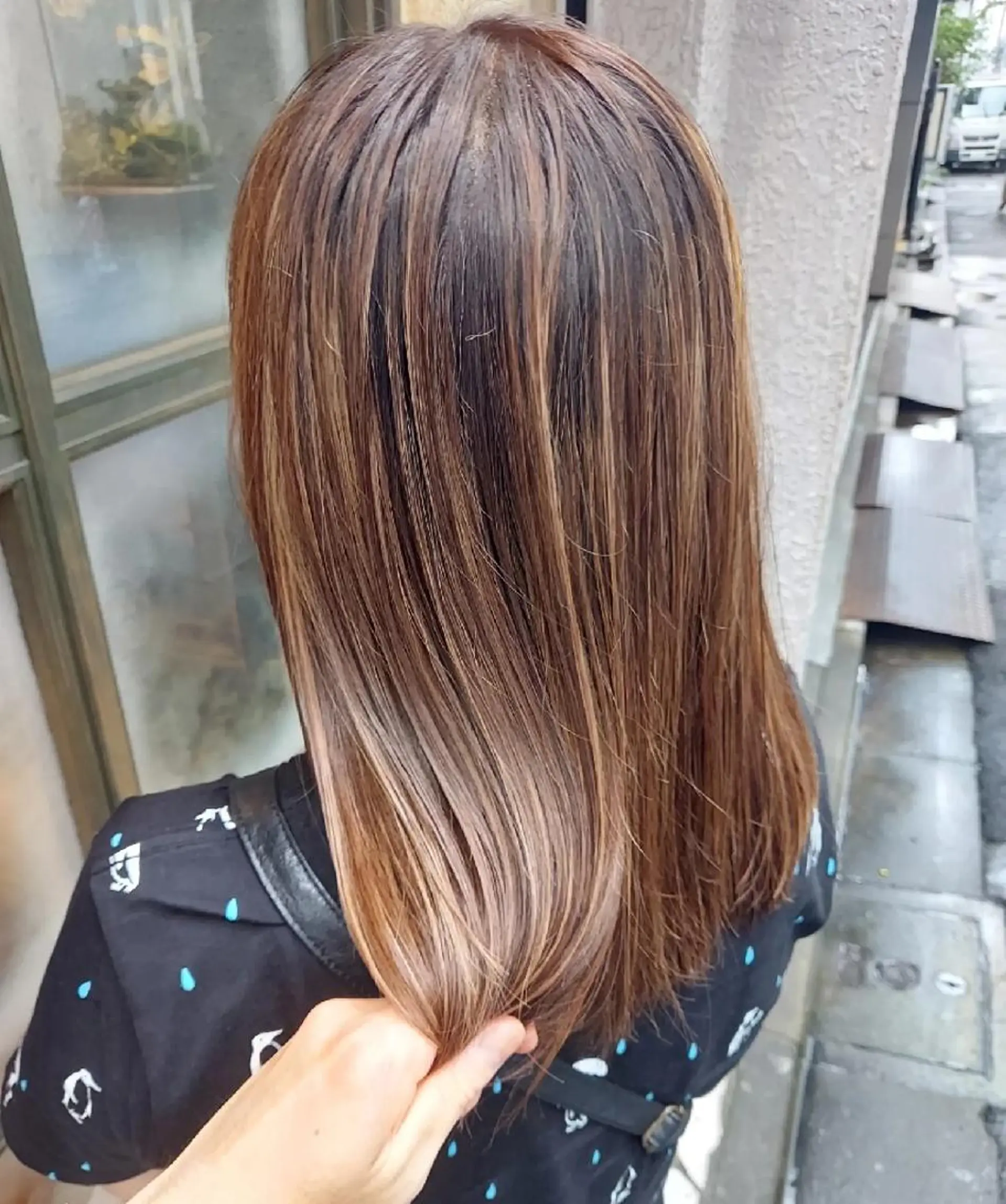 ロング カラー ハイライトカラー ハイライト grow上野御徒町【グロウ】所属・ブリーチ・ハイトーン 特化🎉内山のヘアスタイル