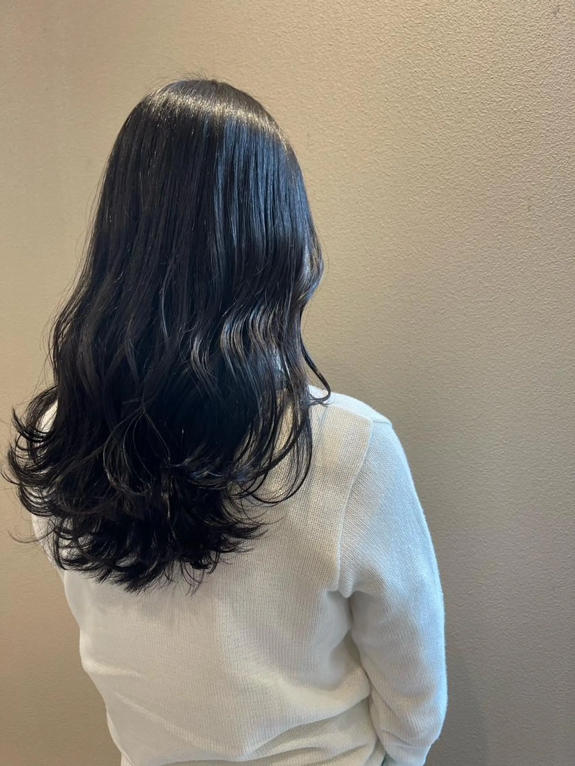 セミロング KNOWHOW京都所属・トレンド/顔まわり/ レイヤー/グレージュのヘアスタイル