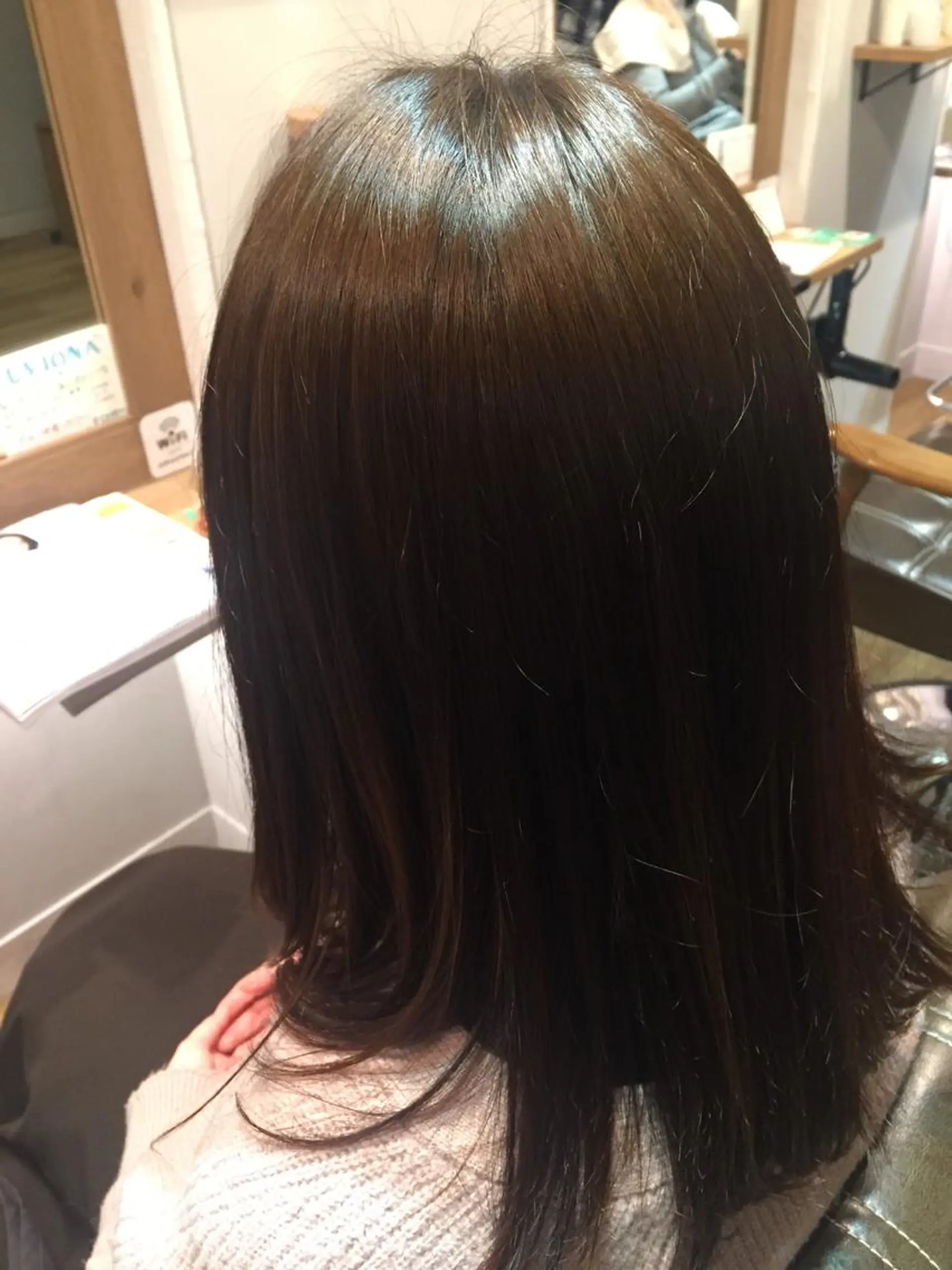 ロング カラー ツキダテ ユイのヘアスタイル