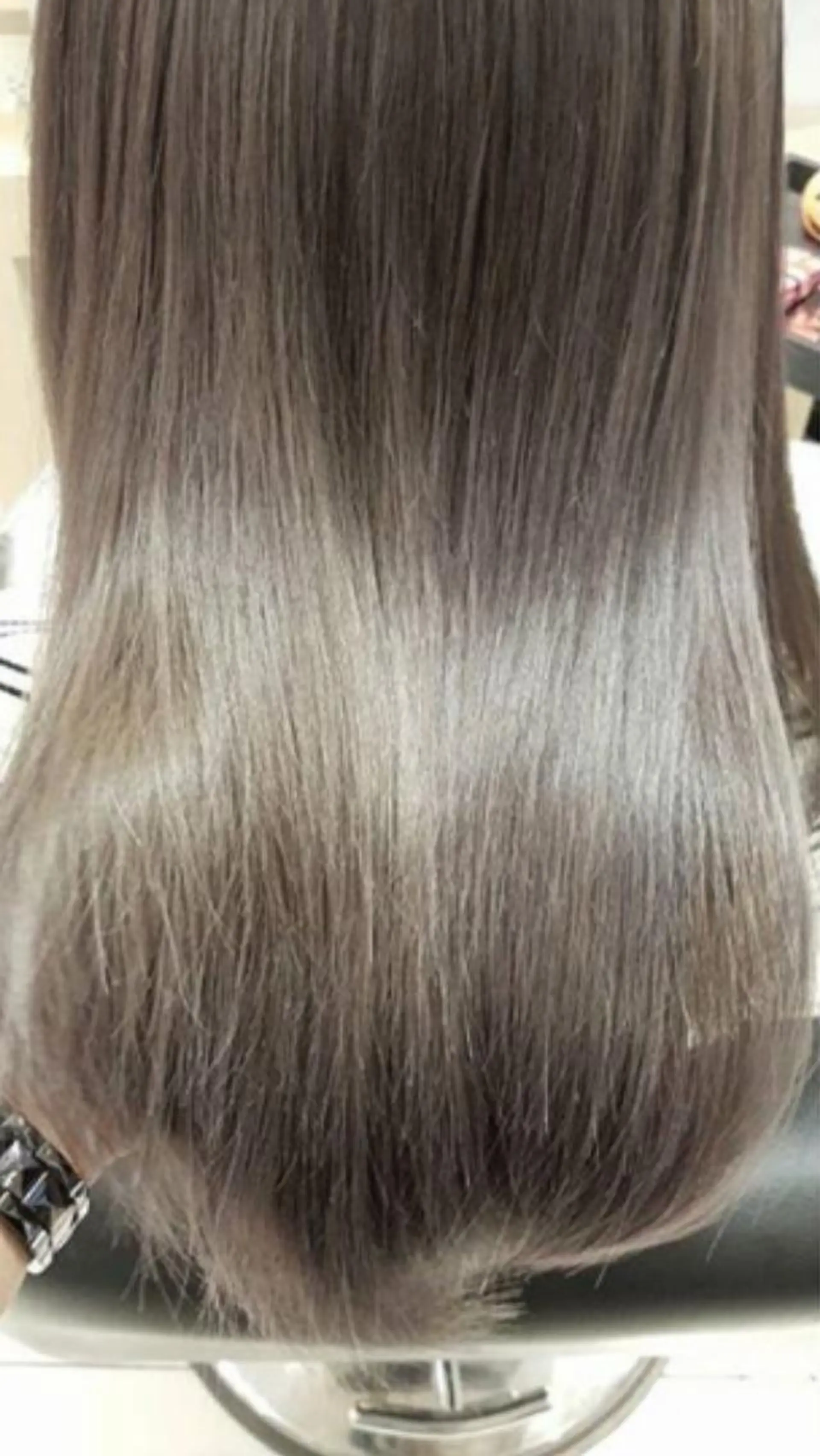 セミロング カラー アッシュ ブリーチ シルバー シルバーアッシュ GiseL天神カラー 髪質改善/ブリーチのヘアスタイル