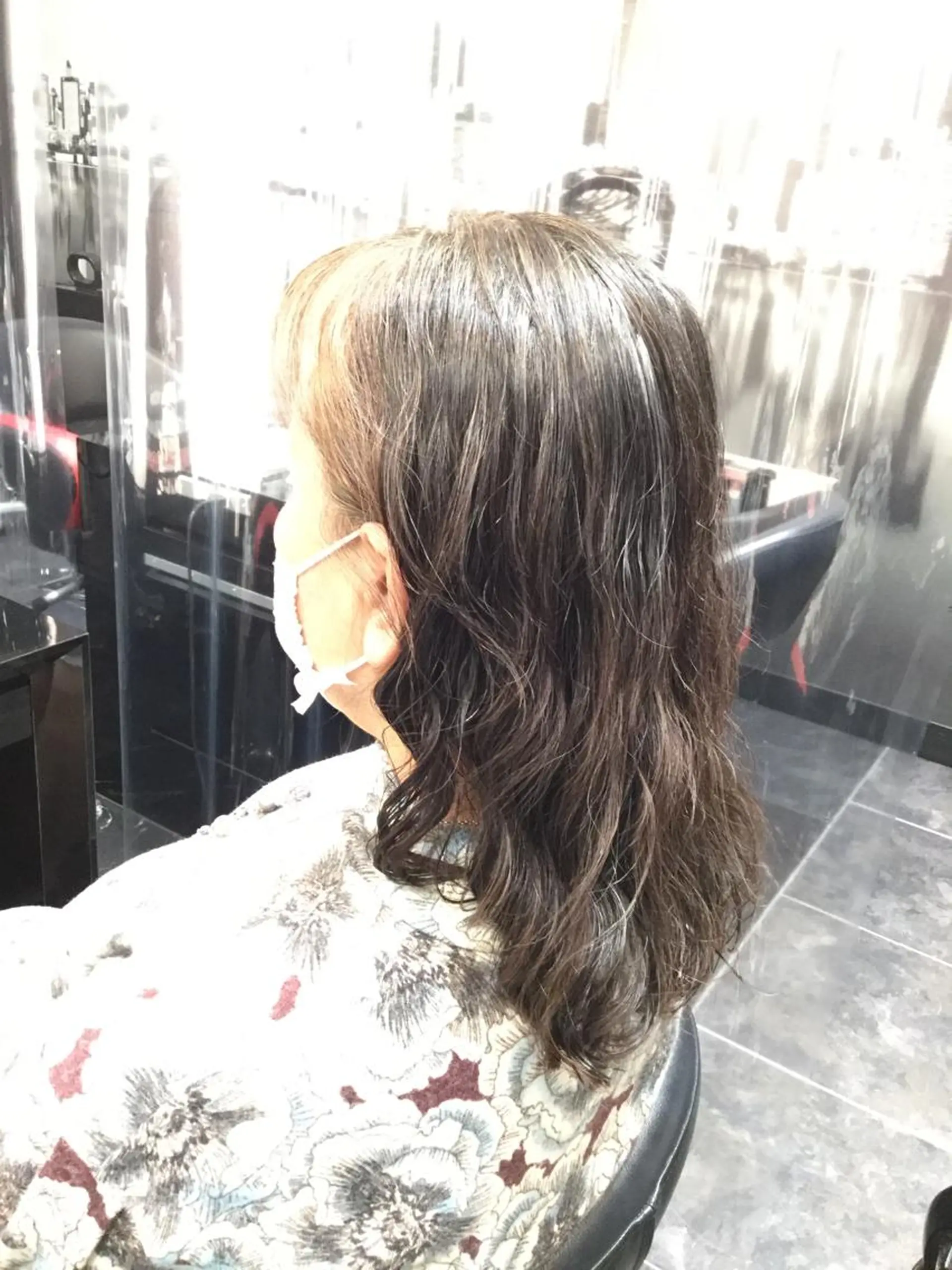 セミロング パーマ Annon プライベートサロンのヘアスタイル