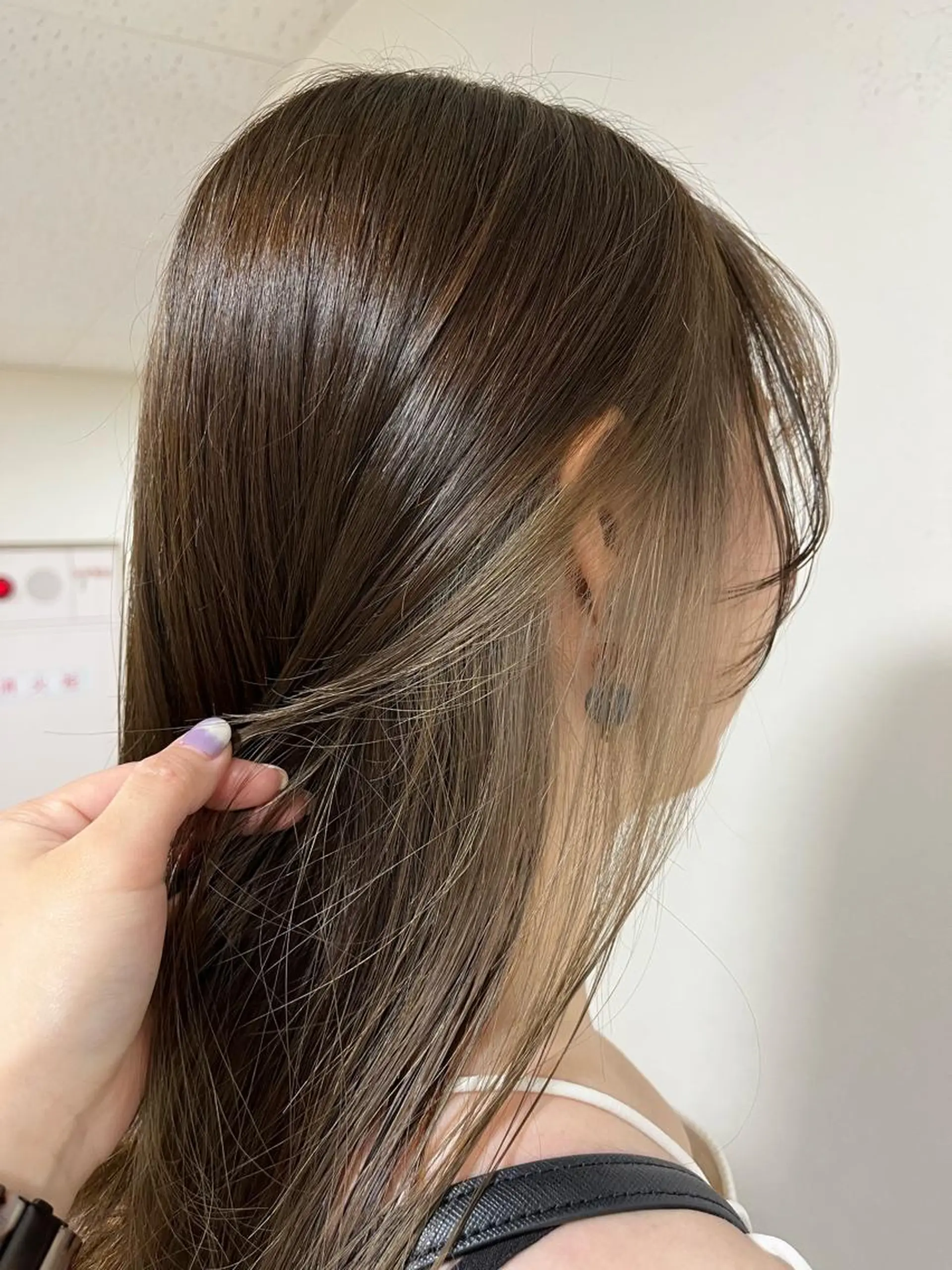 セミロング カラー ベージュカラー ミルクティーベージュ カット ヘアカラー ハイトーンカラー🩵 耳ツボジュエリー/Aのその他イメージ