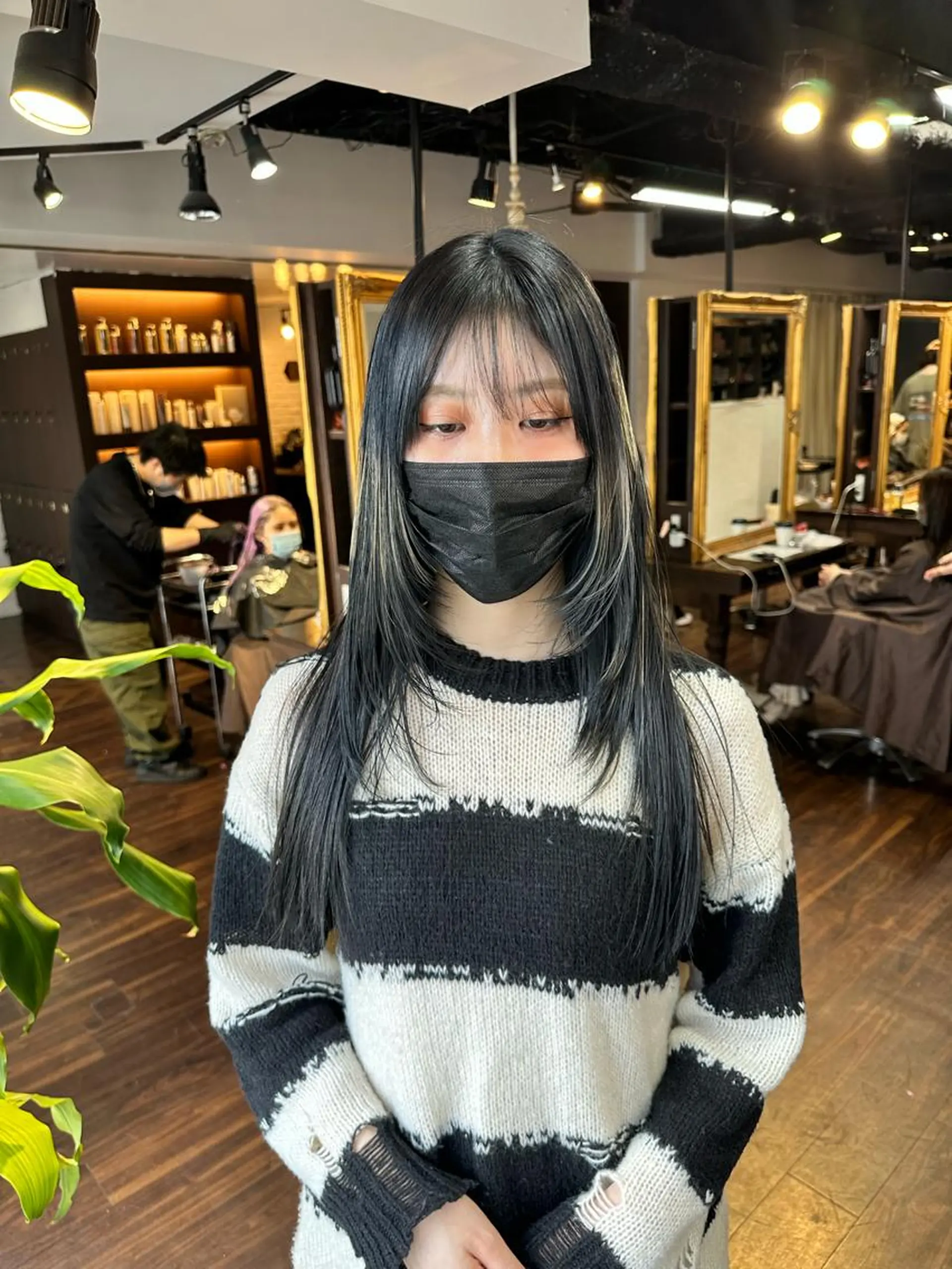 ロング カラー アディクシーカラー ブリーチ ケアブリーチ デザインカラー ハイトーンカラー カット ヘアカラー トリートメント ワンホンヘア ケラチン/Kaitoのヘアスタイル