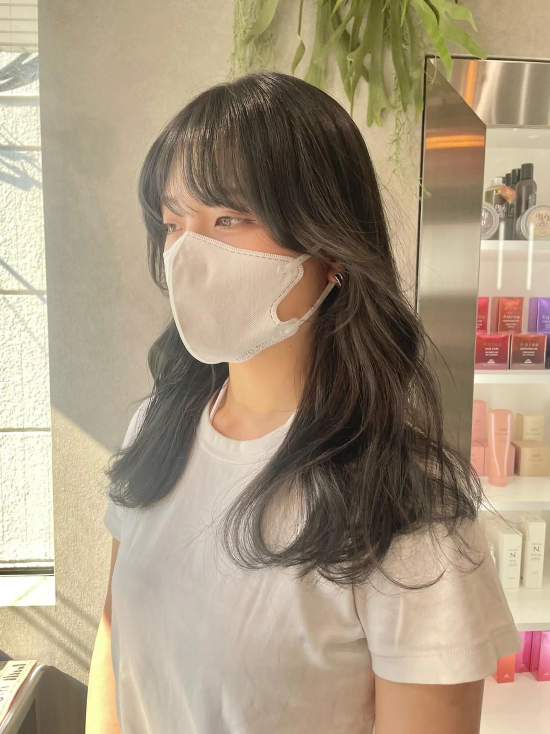 セミロング カラー ヘアアレンジ ヘアカラー トレンドlayer cut💐mihoのヘアスタイル