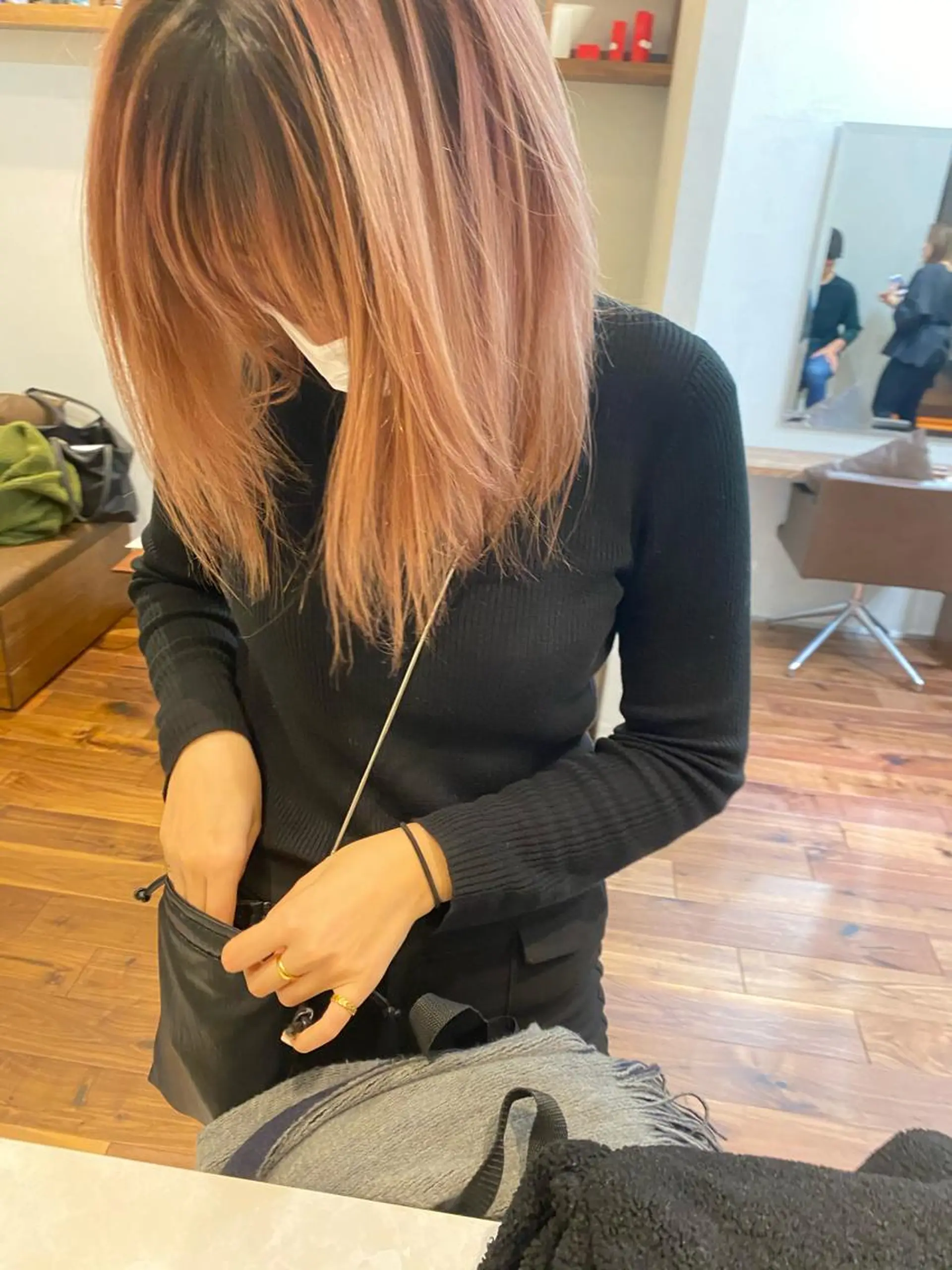 セミロング 垢抜けのプロ🪄 honoのヘアスタイル