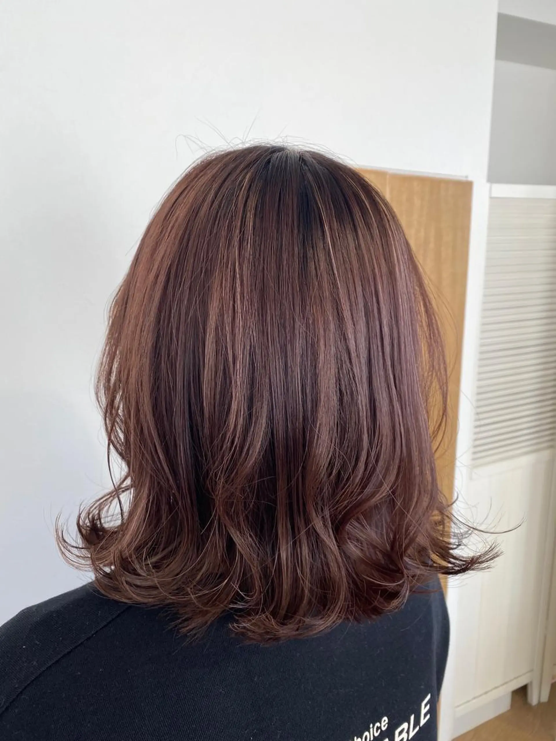 カラー ブラウンカラー ハイライトカラー ピンクカラー 伊藤 かなのヘアスタイル