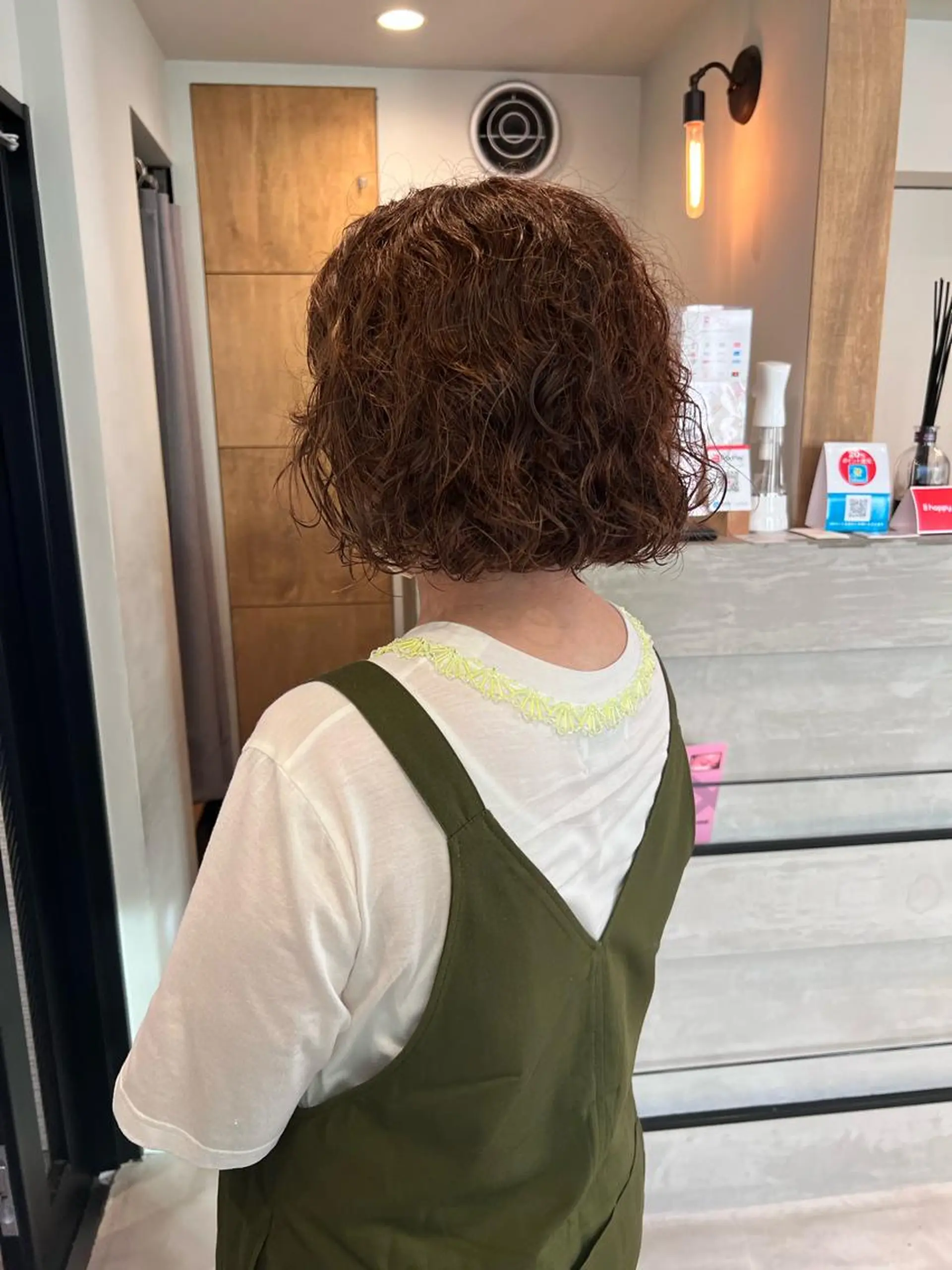 ミディアム カラー パーマ ミディアムパーマ /癖毛パーマのヘアスタイル