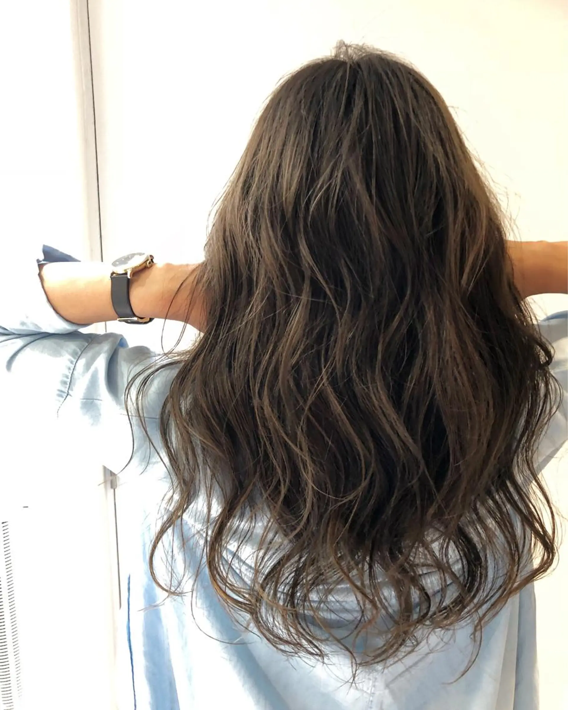 ロング カラー ブリーチカラー🌈 石垣翔太のヘアスタイル