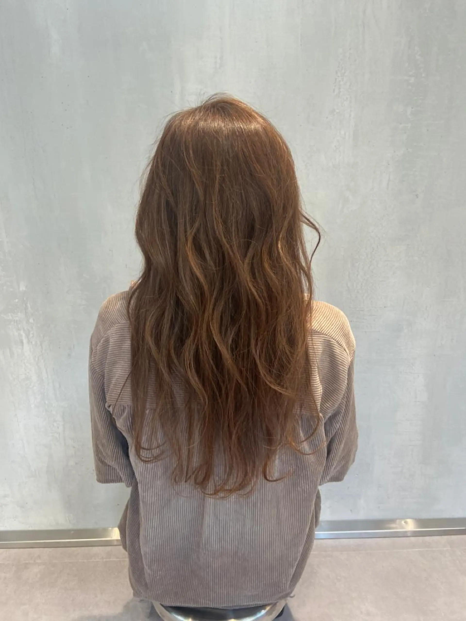 ロング カラー ハイライトカラー ハイトーンカラー 卒業式のヘアスタイル ハイライト ヘアカラー トリートメント DX SHARE SALON所属・matka白髪ぼかし 大人ヘア/KEIKOのヘアスタイル