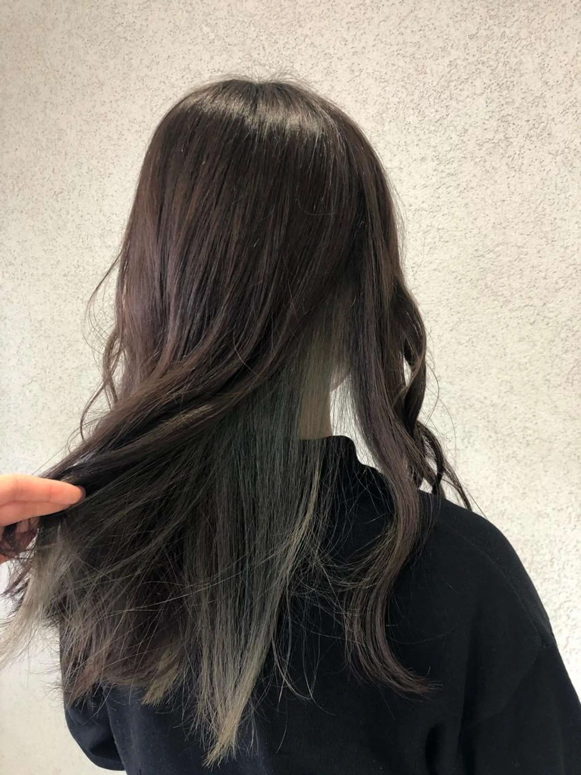 ロング カラー ヘアカラー 阿部 美咲のヘアスタイル