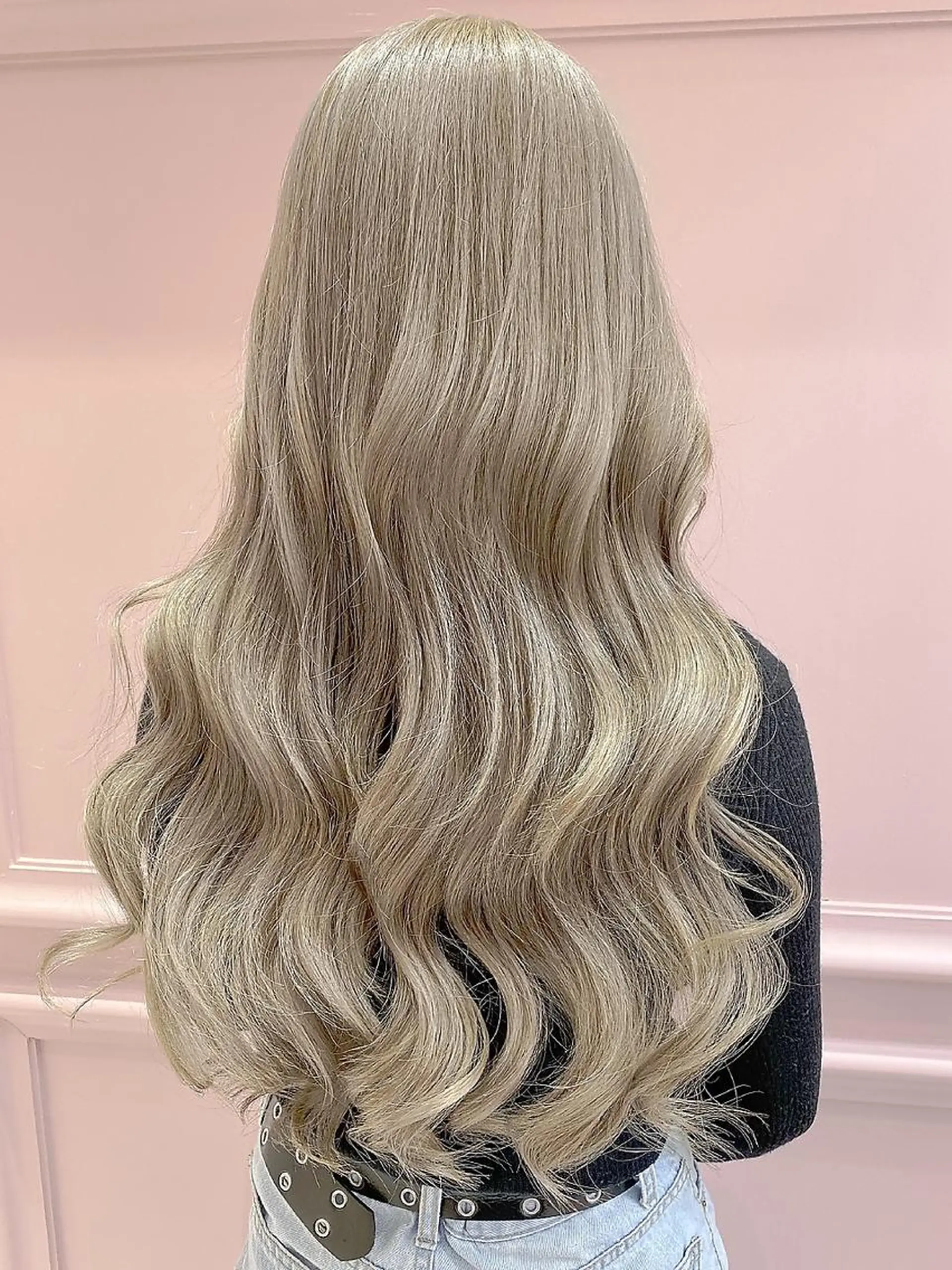 ロング エクステ オフホワイトアンドなんば所属・福西 洋斗のヘアスタイル