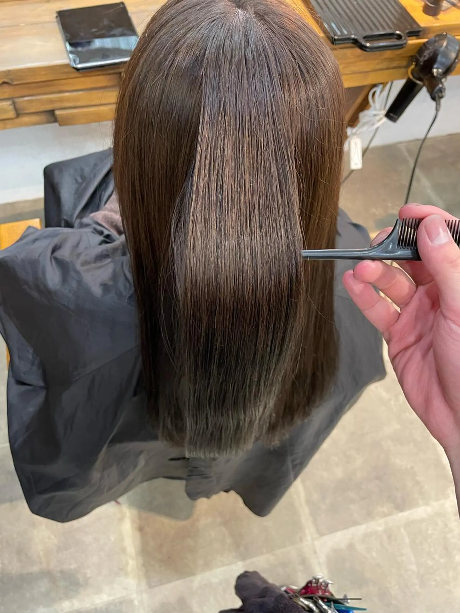 ロング カラー 松田 恋のヘアスタイル