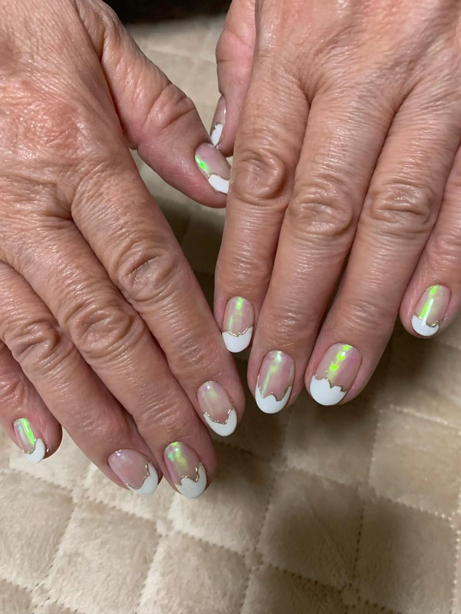 ネイル 大崎 奈々のネイルデザイン