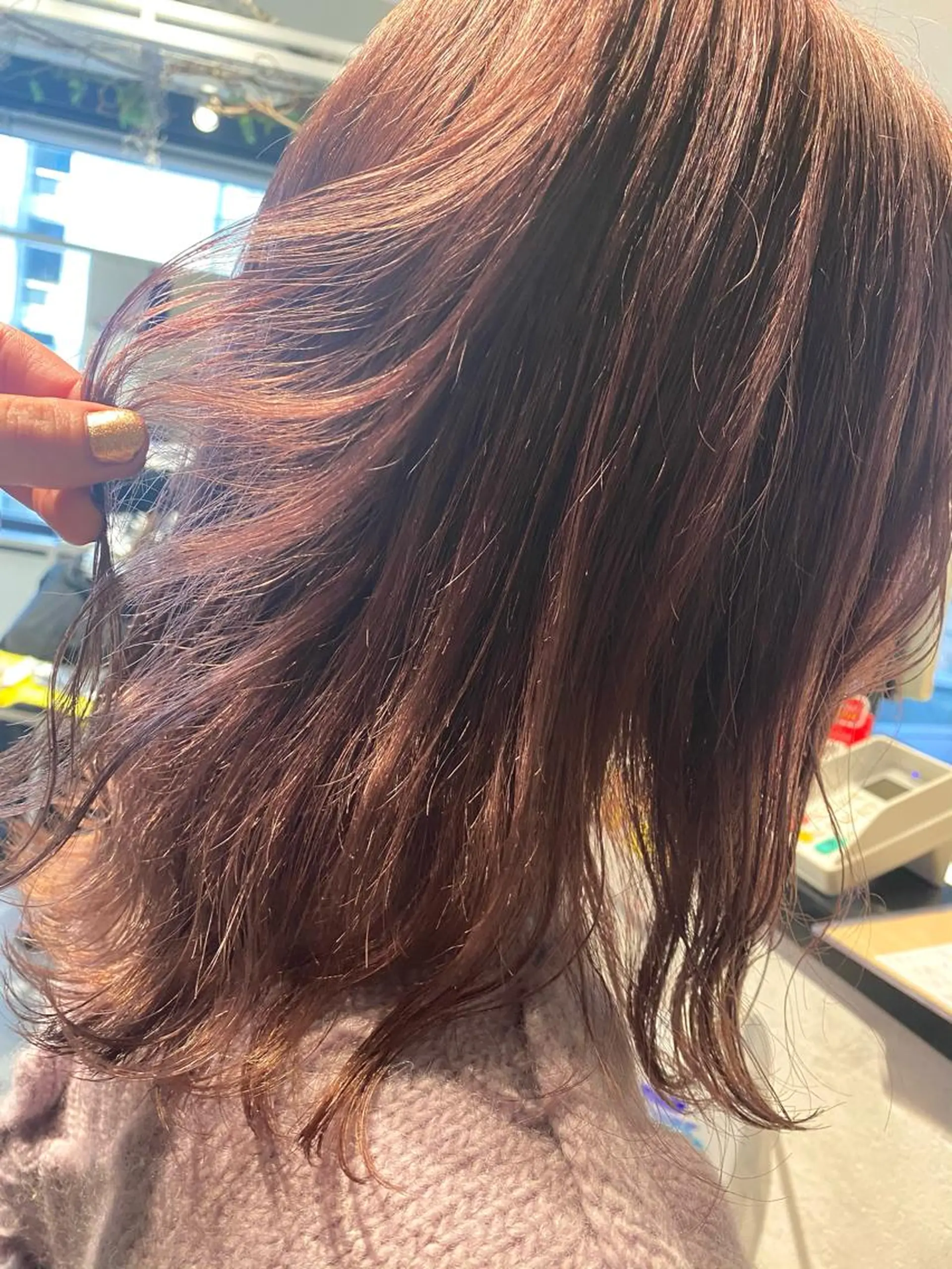 ミディアム カラー ヘアカラー ベージュ指名No1 加賀詩織のヘアスタイル