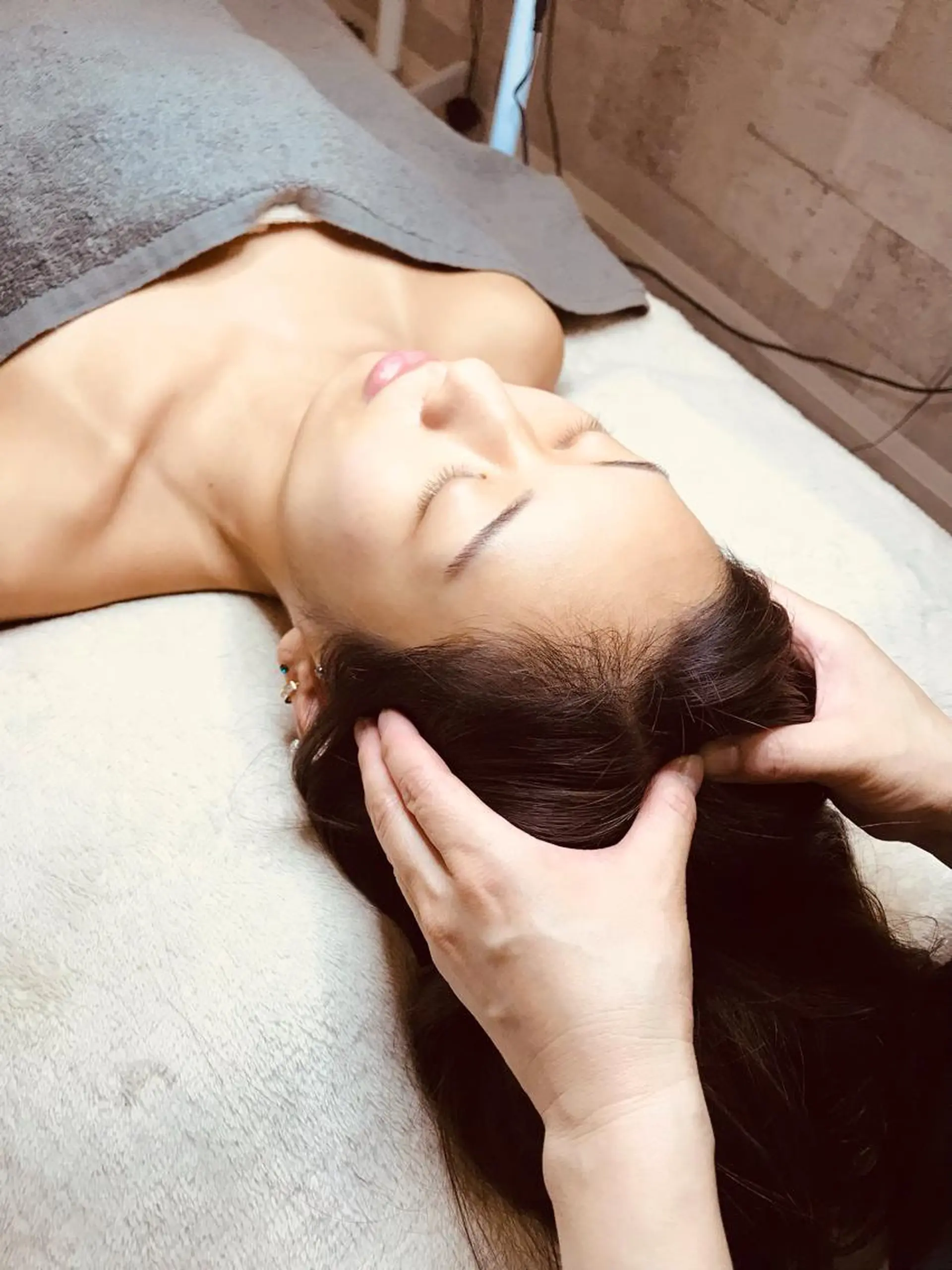 メンズ アクシア ビューティー サロン所属・究極のアンチエイ ジングサロンのエステ・リラクイメージ