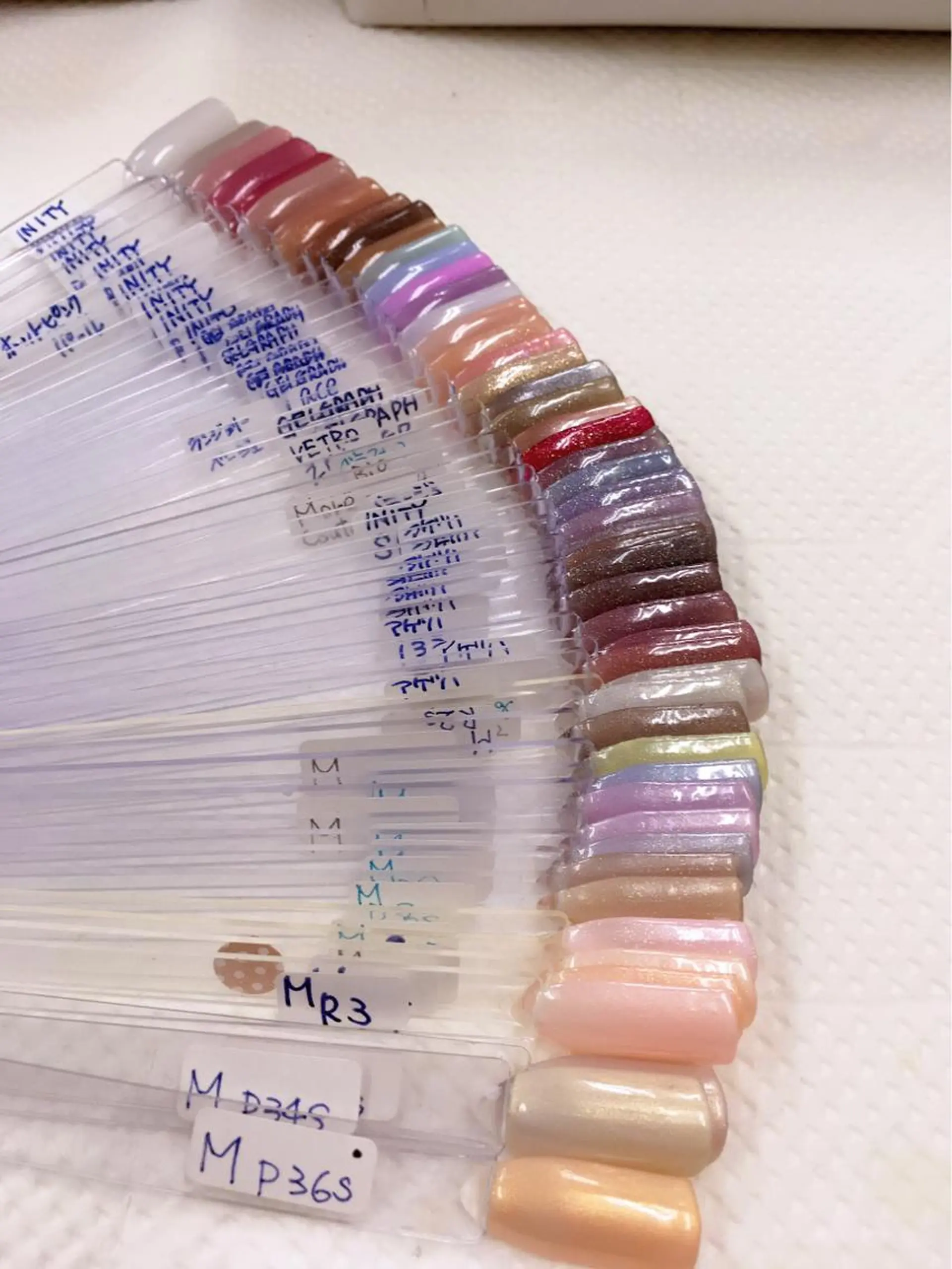 ネイル アトリエ エムシー 【新富町・東銀座】のネイルデザイン