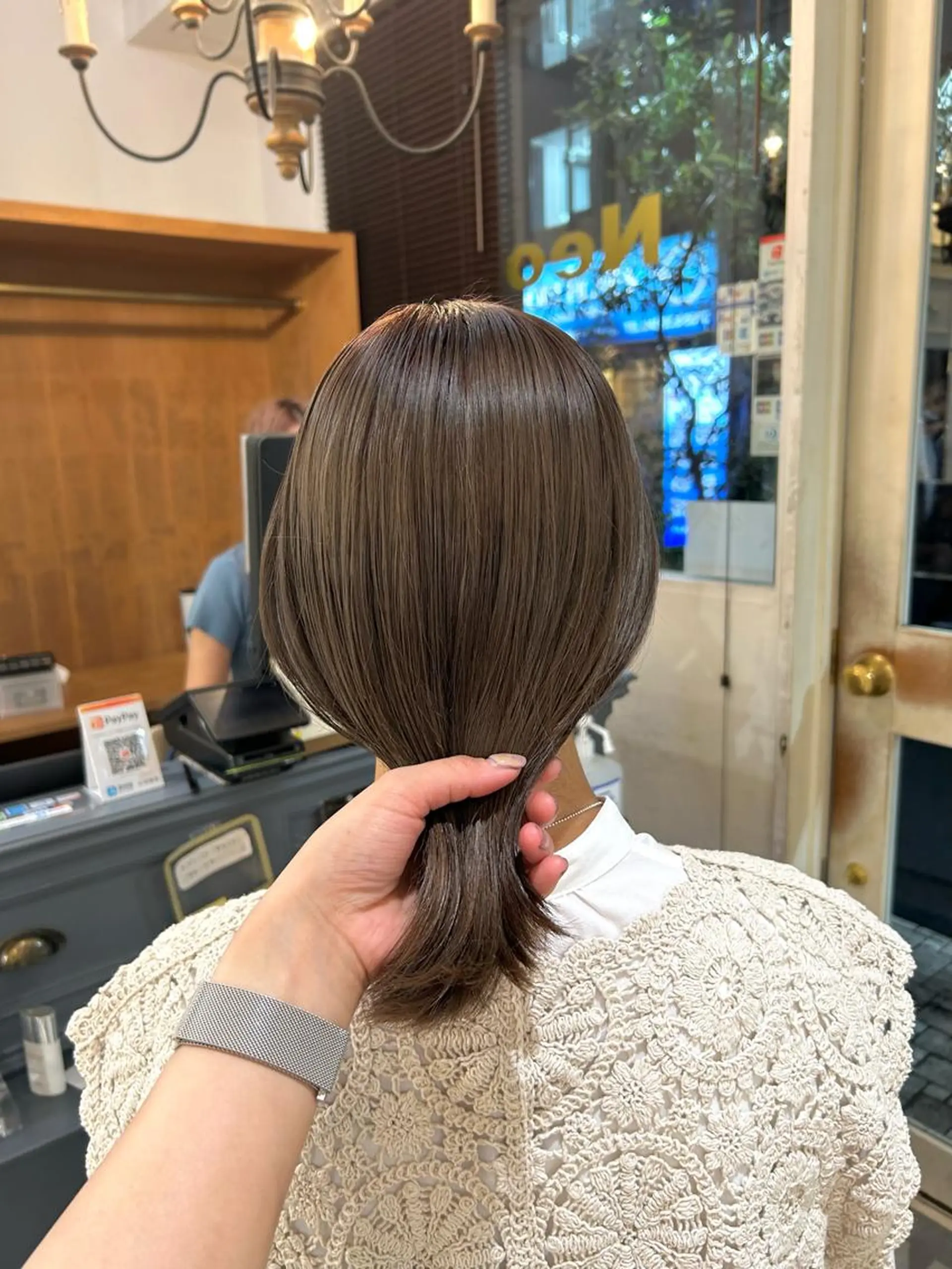 カラー moeka 表参道のヘアスタイル