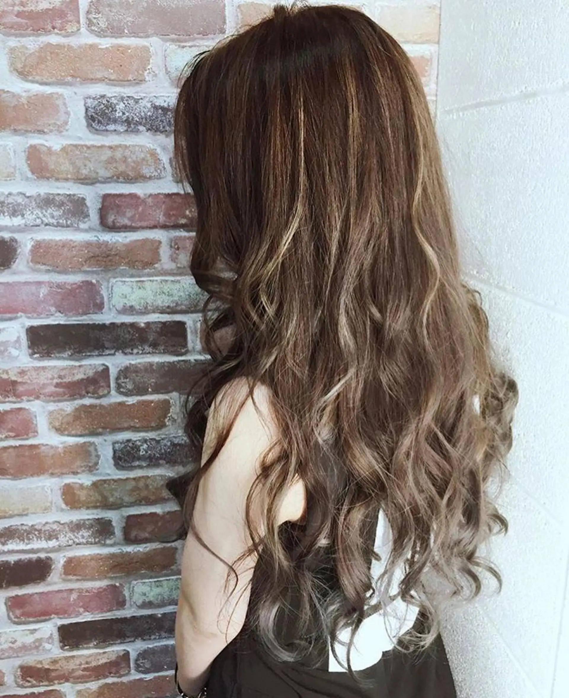 ロング カラー ハイライトカラー ハイライト chic.🍋 Kirariのヘアスタイル