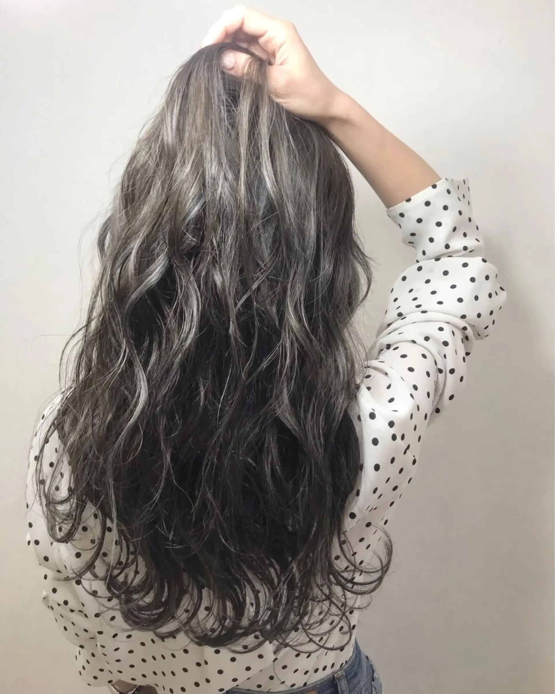 ロング カラー ハイライトカラー ハイライト ヘアカラー ブリーチ特化 / share 元太のヘアスタイル