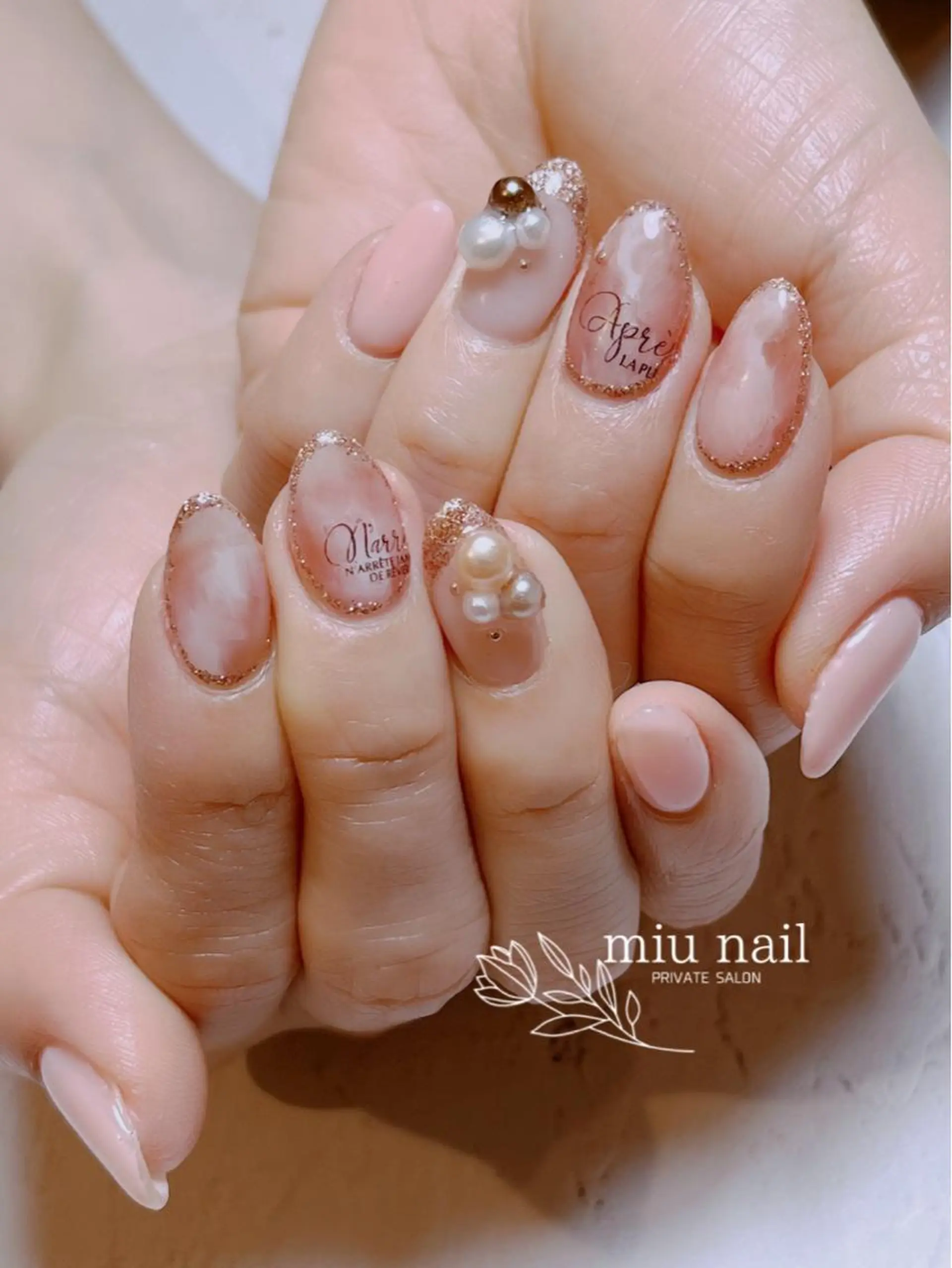 ネイル 杉本 孝美のネイルデザイン