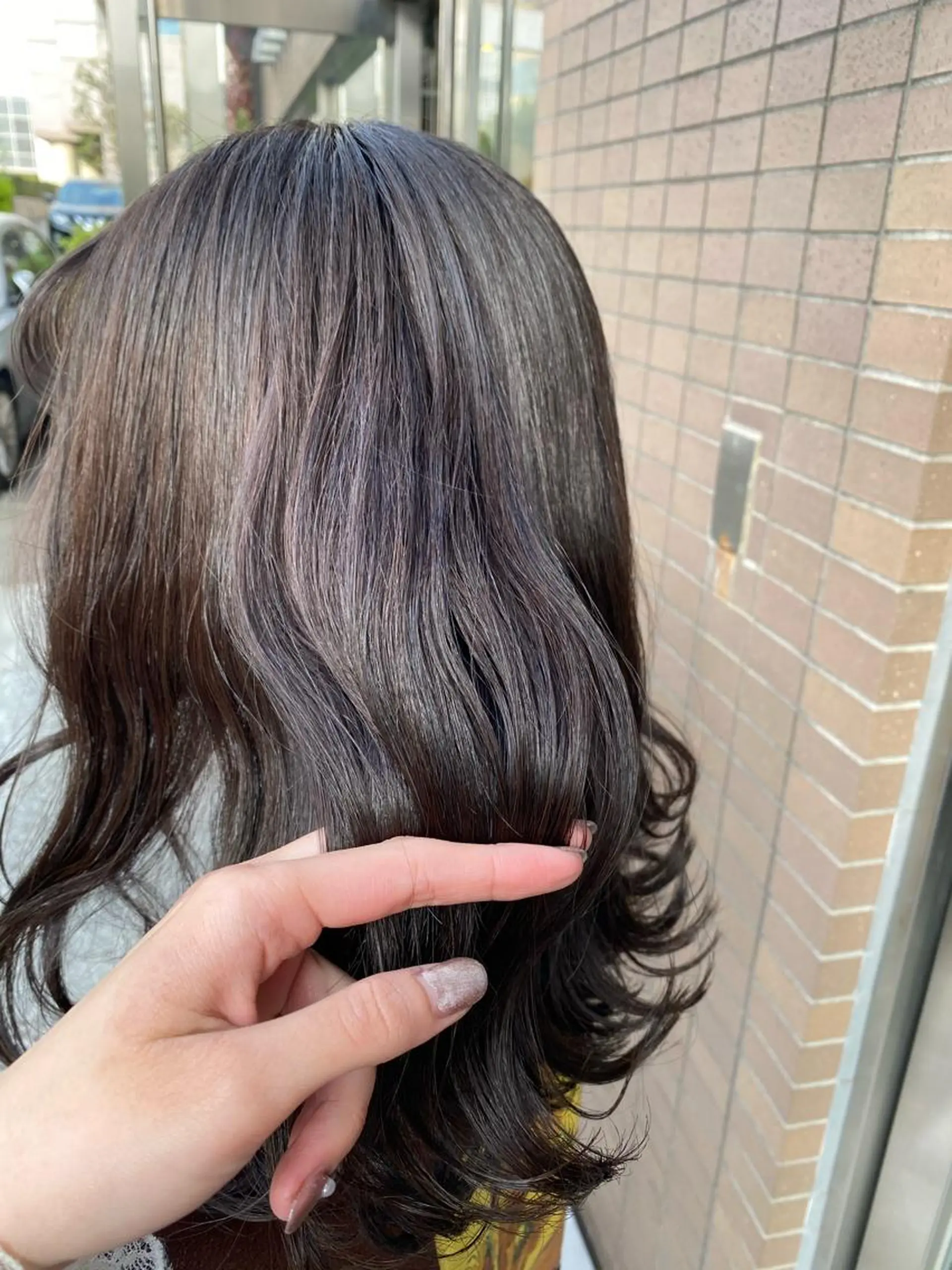 ミディアム ELEN 新百合ヶ丘のヘアスタイル