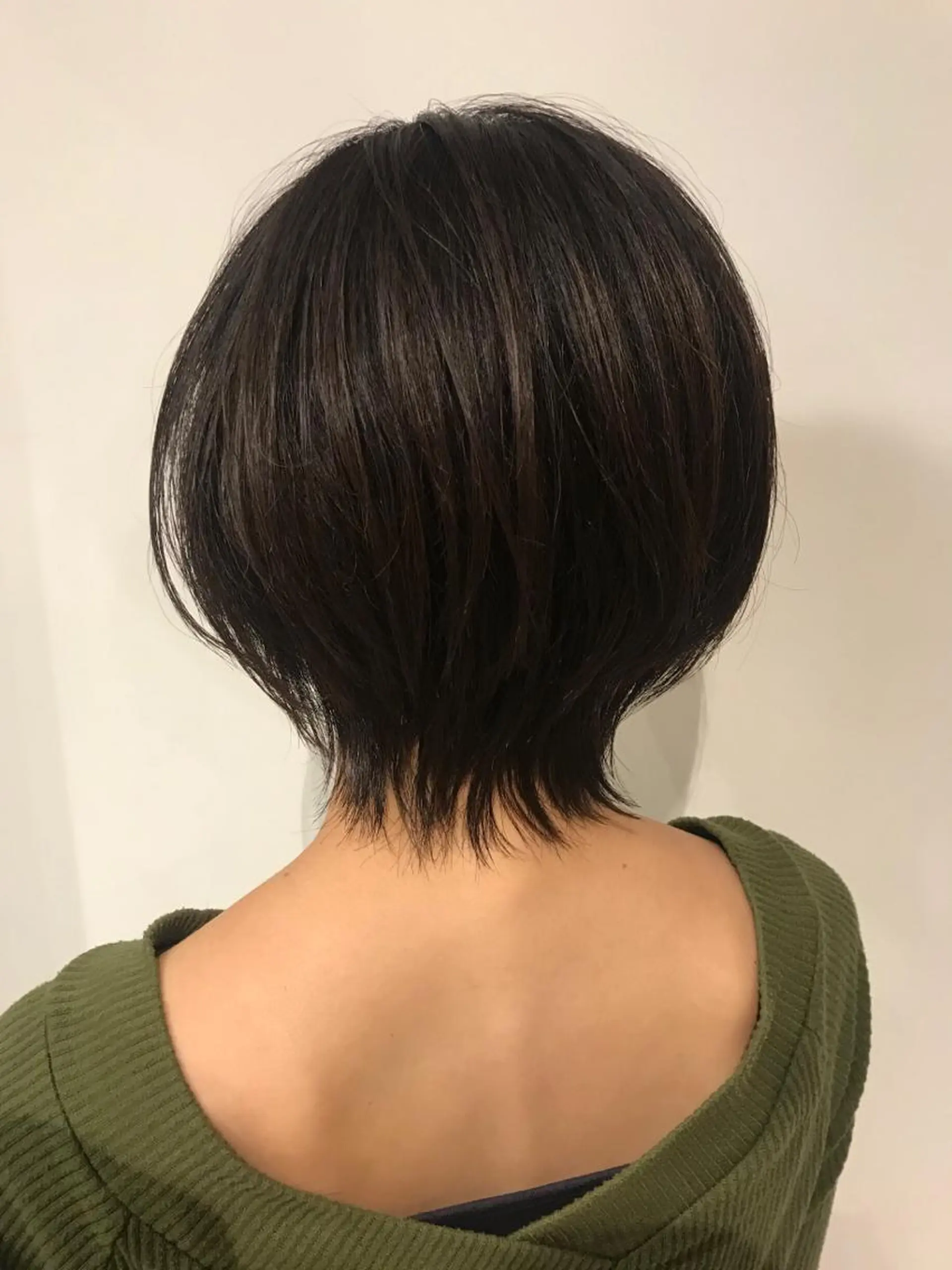 ショート ショートレイヤー ボブ レイヤーカット ショートヘア ウルフカット カット トリートメント パパで店長な戸田 健治【ショートヘア】のヘアスタイル