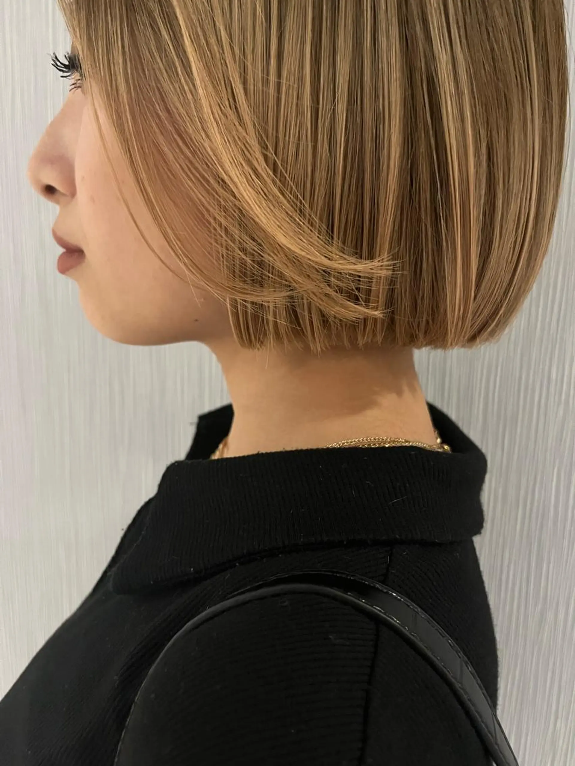 ミディアム 小山 水綺のヘアスタイル