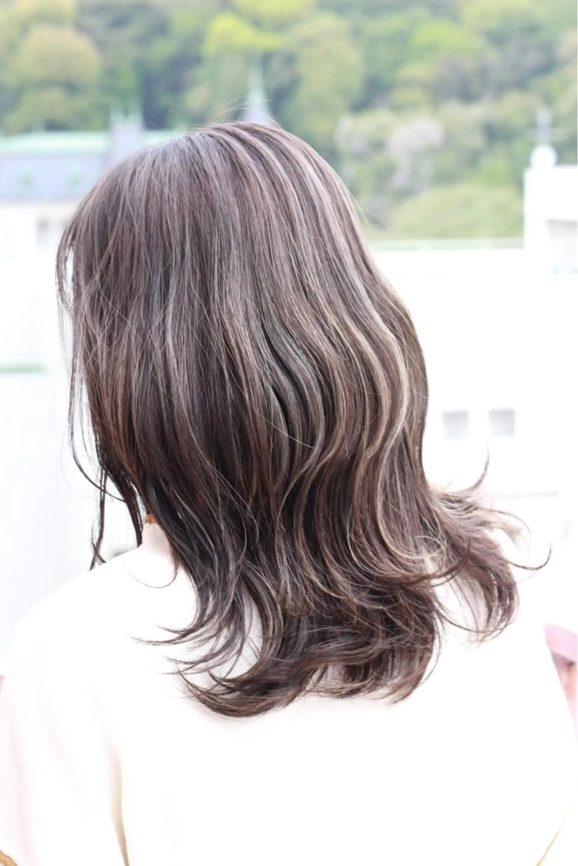 セミロング カラー ハイライトカラー ハイライト ヘアカラー Viage （ビアージュ）のヘアスタイル