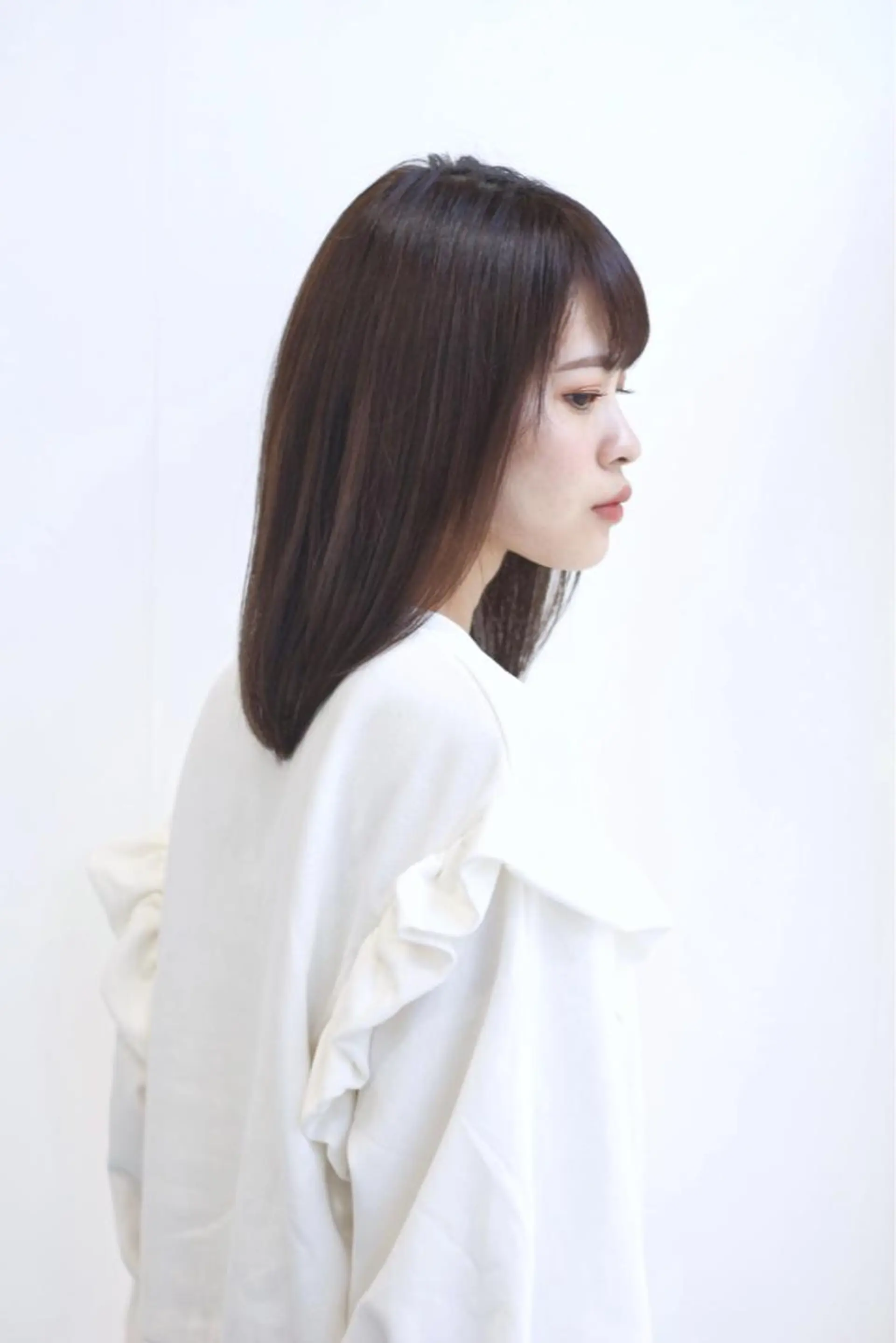 ミディアム カラー 白髪ぼかしモデル募集 今村理央奈のヘアスタイル