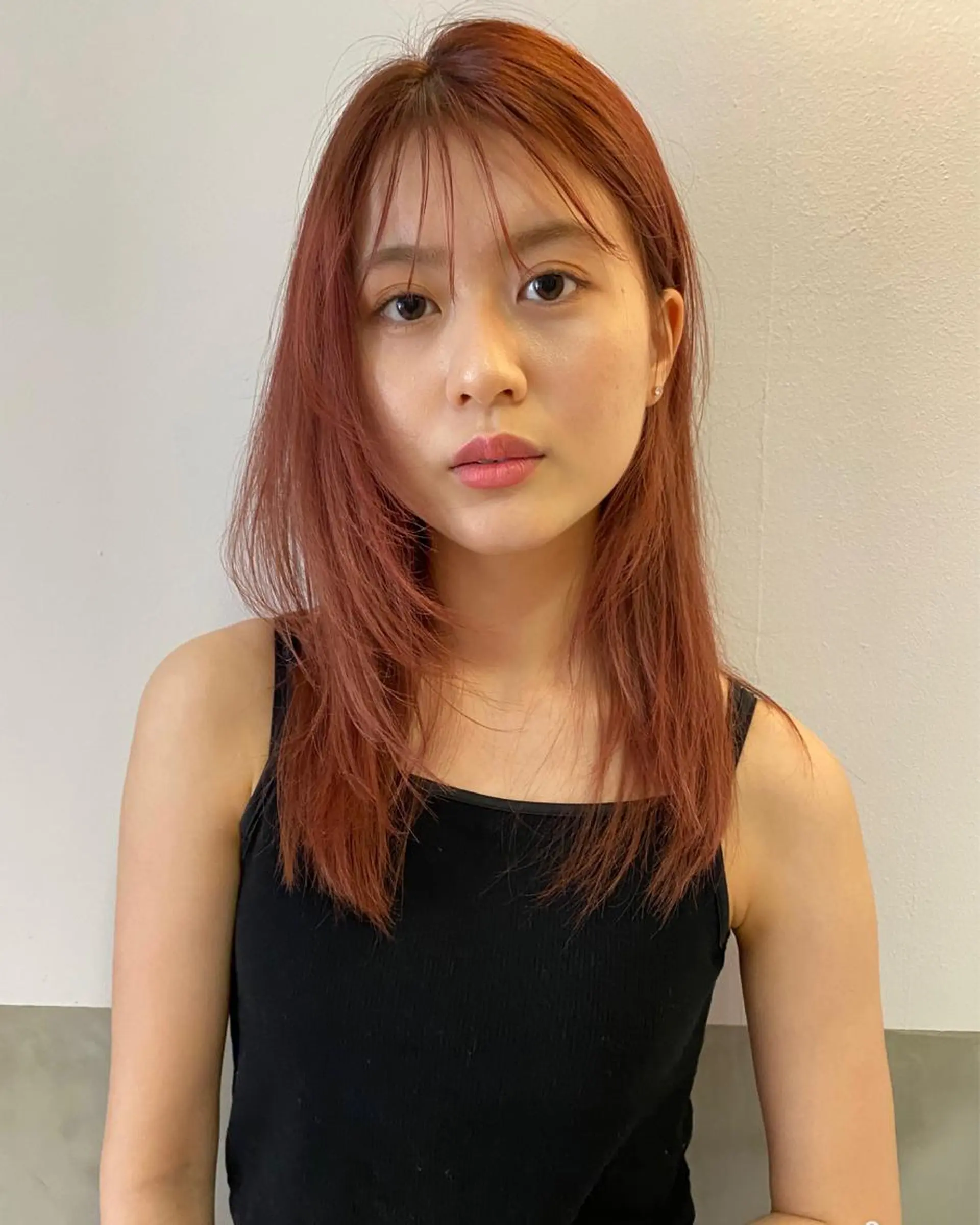 セミロング カラー 切りっぱなしボブ ブリーチ ケアブリーチ 透明感カラー ハイライトカラー カット ヘアカラー Pia hair Design Yakuin所属・Pia ツボイ ケイタのヘアスタイル