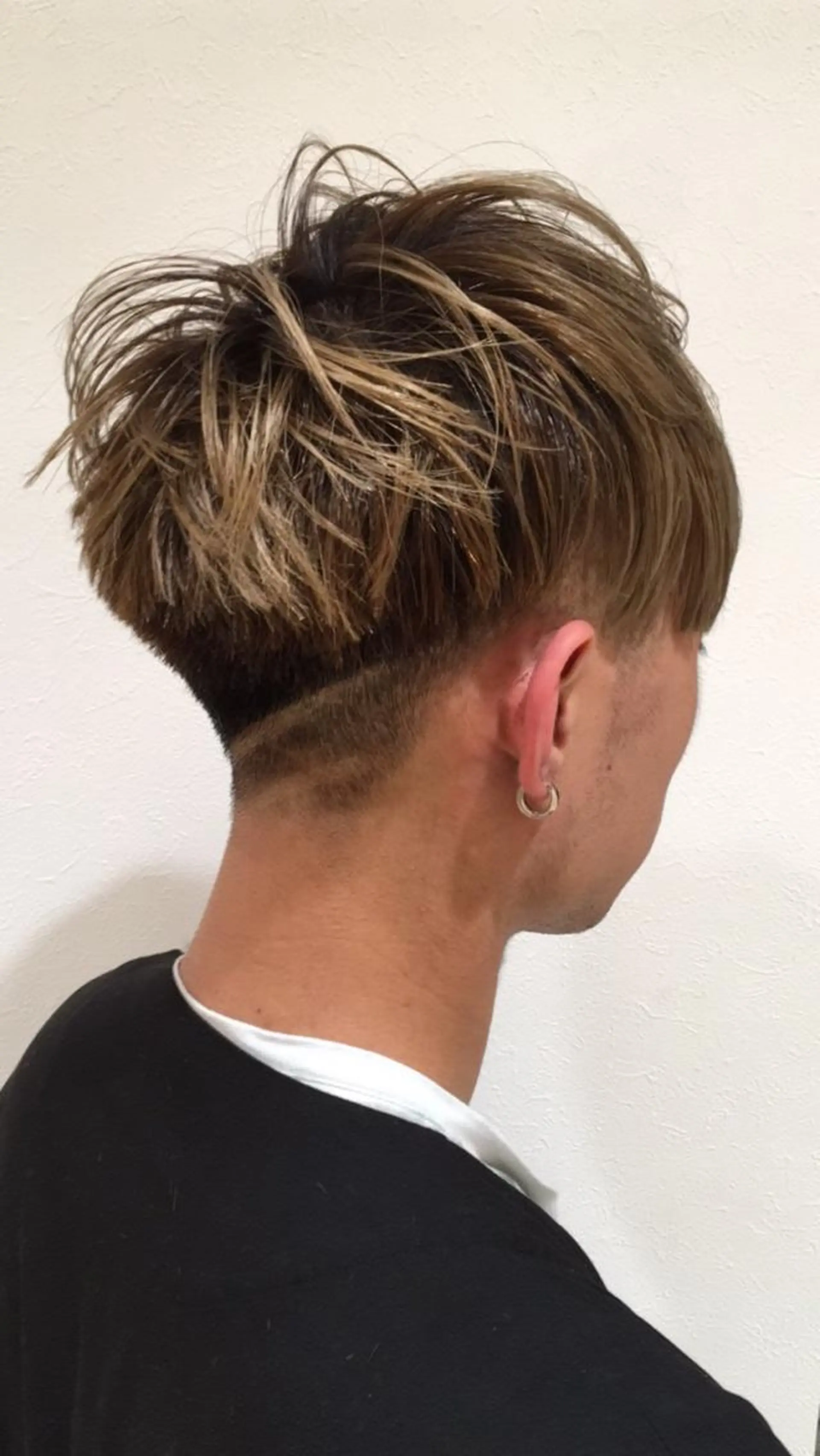 ショート メンズ graxi'    グラシー所属・ブリーチ/ハイトーン SERINAのヘアスタイル