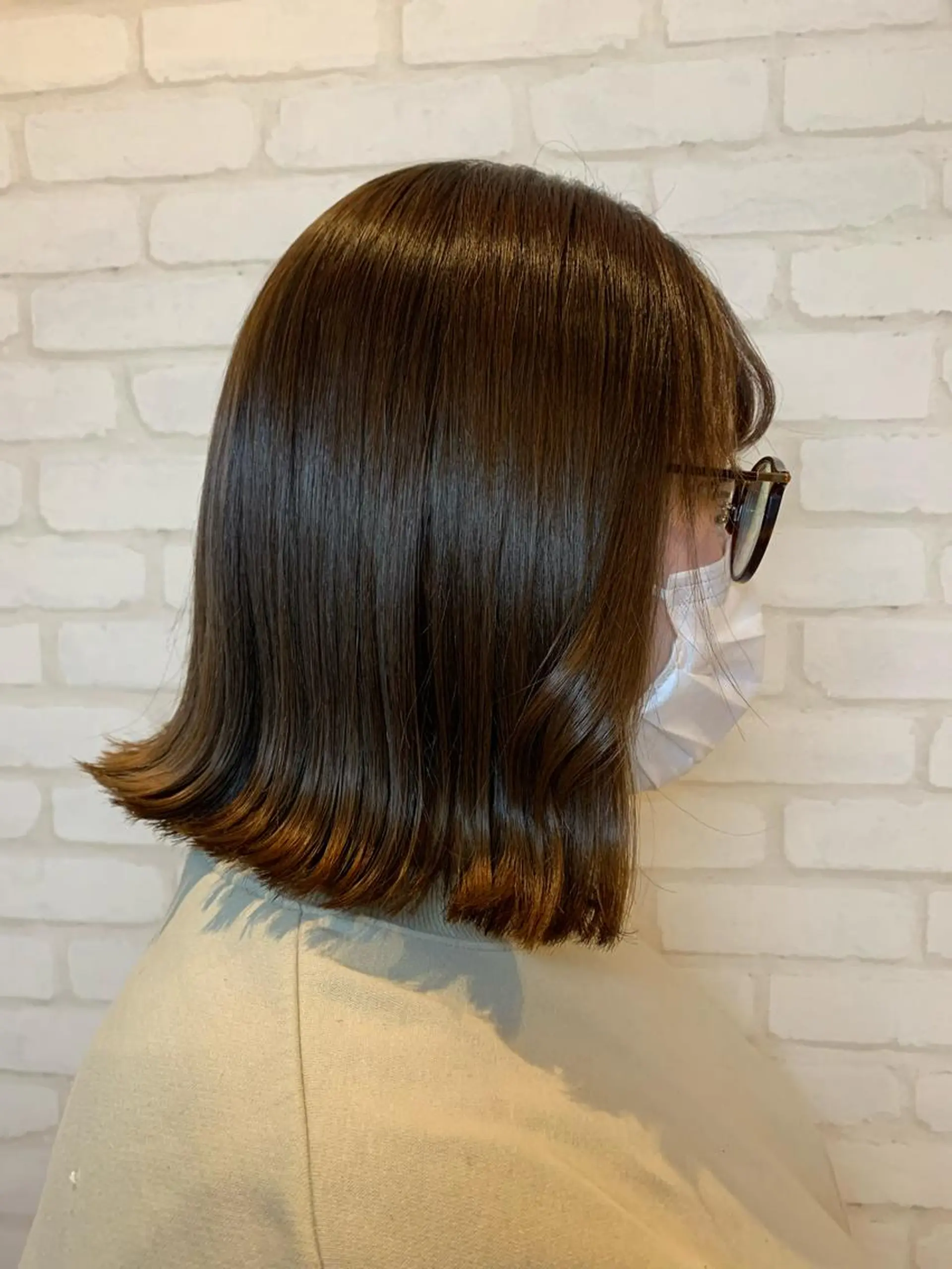 ミディアム 外ハネヘア 縮毛矯正 oasis川越店所属・秋葉 万柚子のヘアスタイル