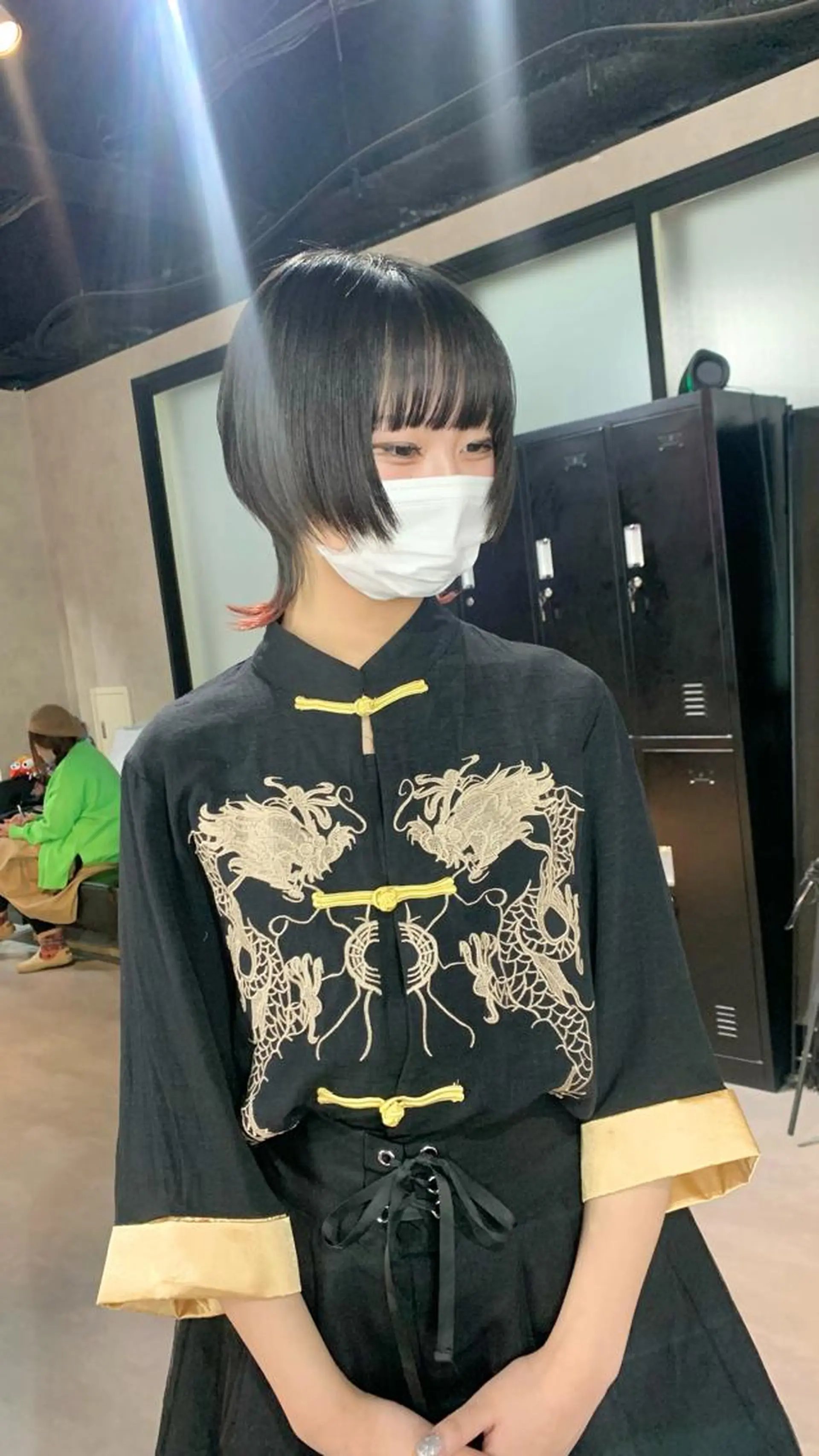 ミディアム カラー ピンクカラー ウルフカット KISS SWAN所属・B E C H I C O〔べち子〕のヘアスタイル