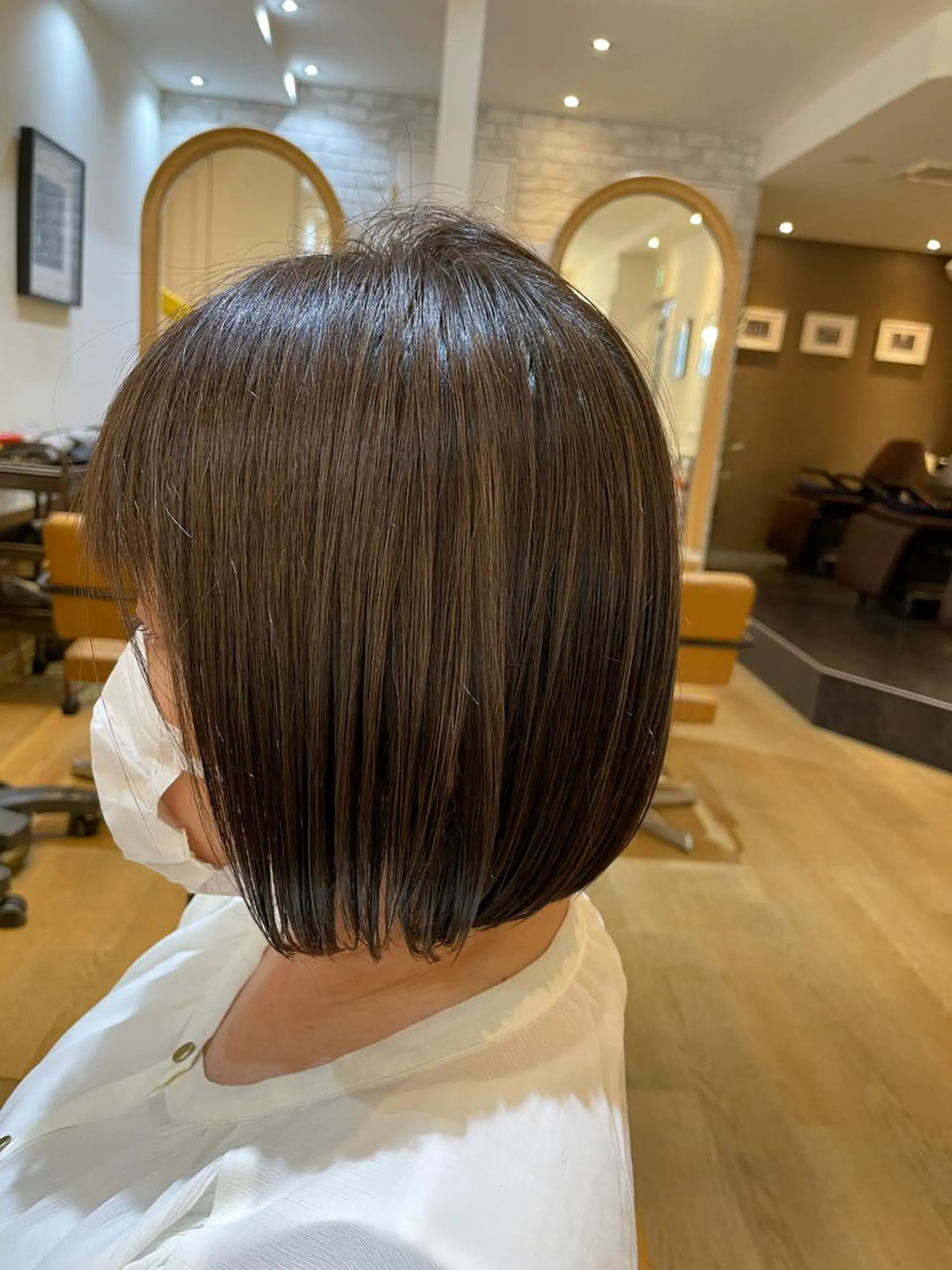 ミディアム ハイライト レイヤーカット トリートメント カット ヘアカラー トリートメント ✨シルクストレート✨ 美髪髪質改善Yukiのヘアスタイル