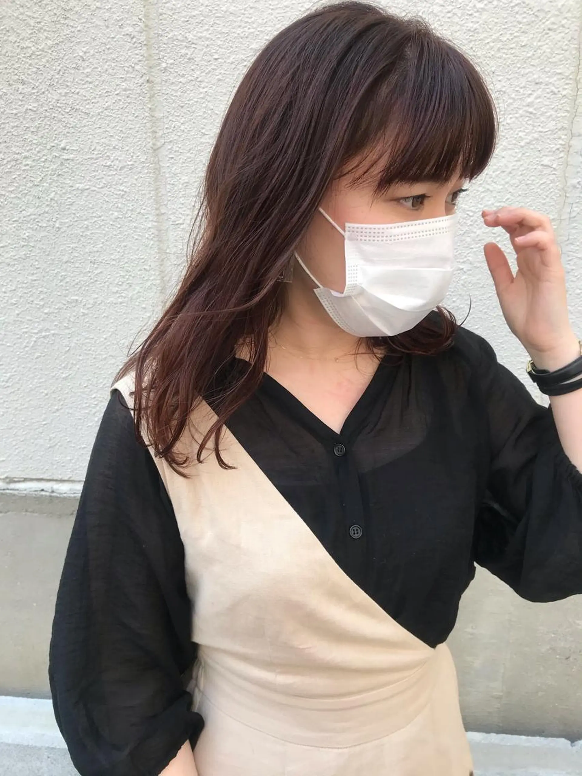 セミロング アッシュ カット ヘアカラー トリートメント さの あやねのヘアスタイル