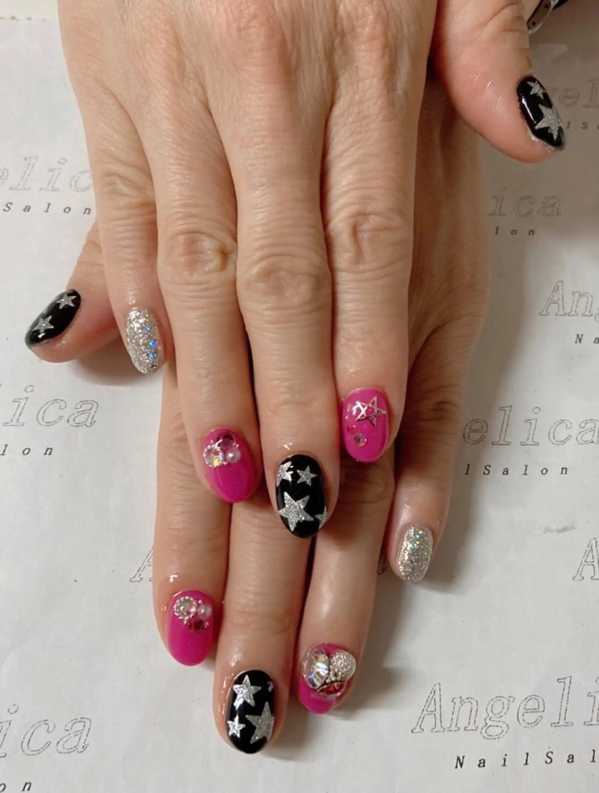 ネイル Angelica ネイリストのネイルデザイン