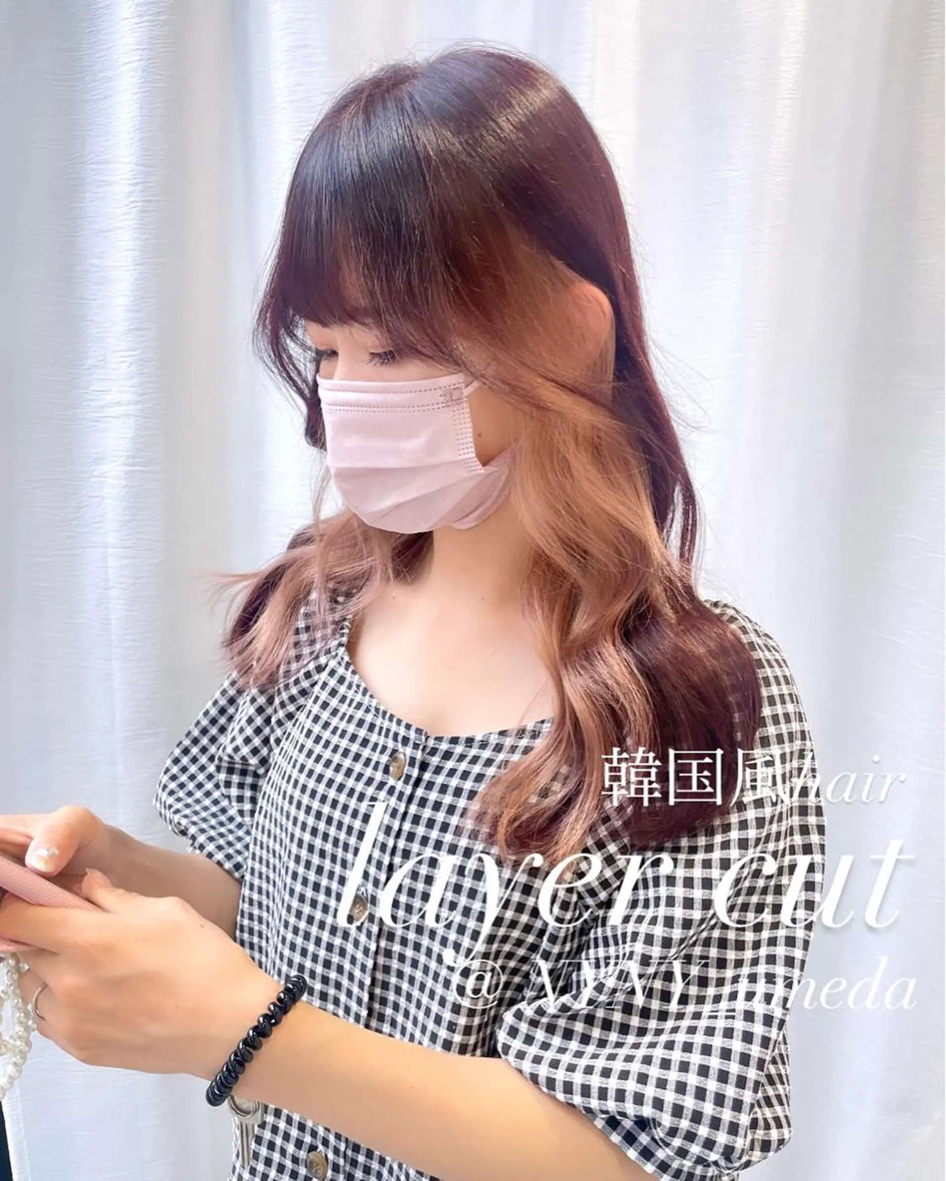 ロング カラー 韓国レイヤーカット/ ダブルカラーのヘアスタイル