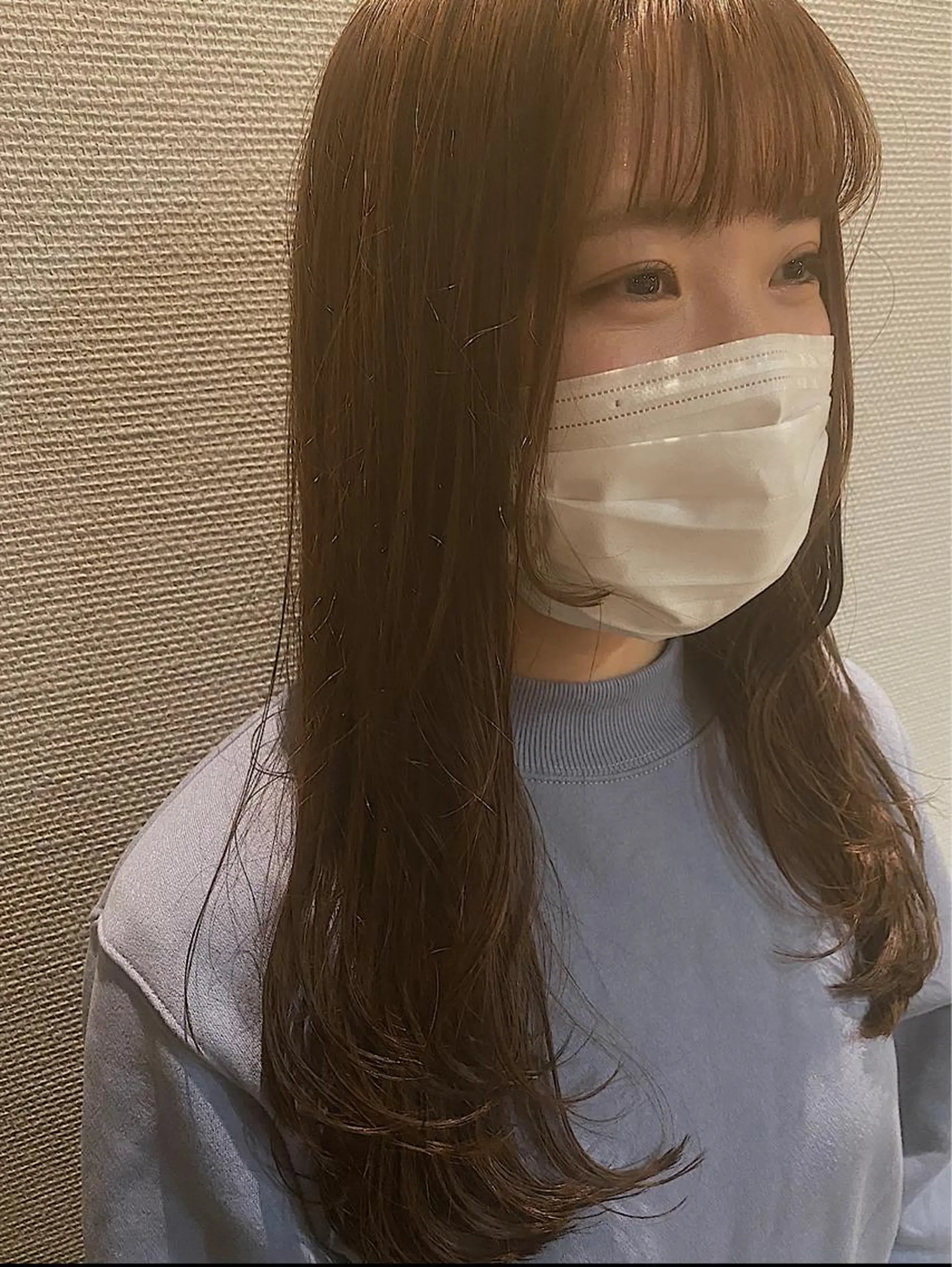 ロング レイヤーカット 塩澤 榛奈のヘアスタイル