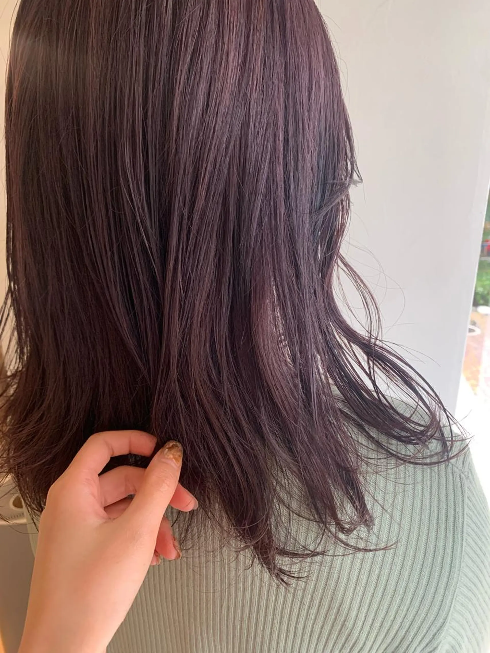 ミディアム カラー ラベンダーカラー yupi🐈‍⬛ レイヤー/パーマのヘアスタイル