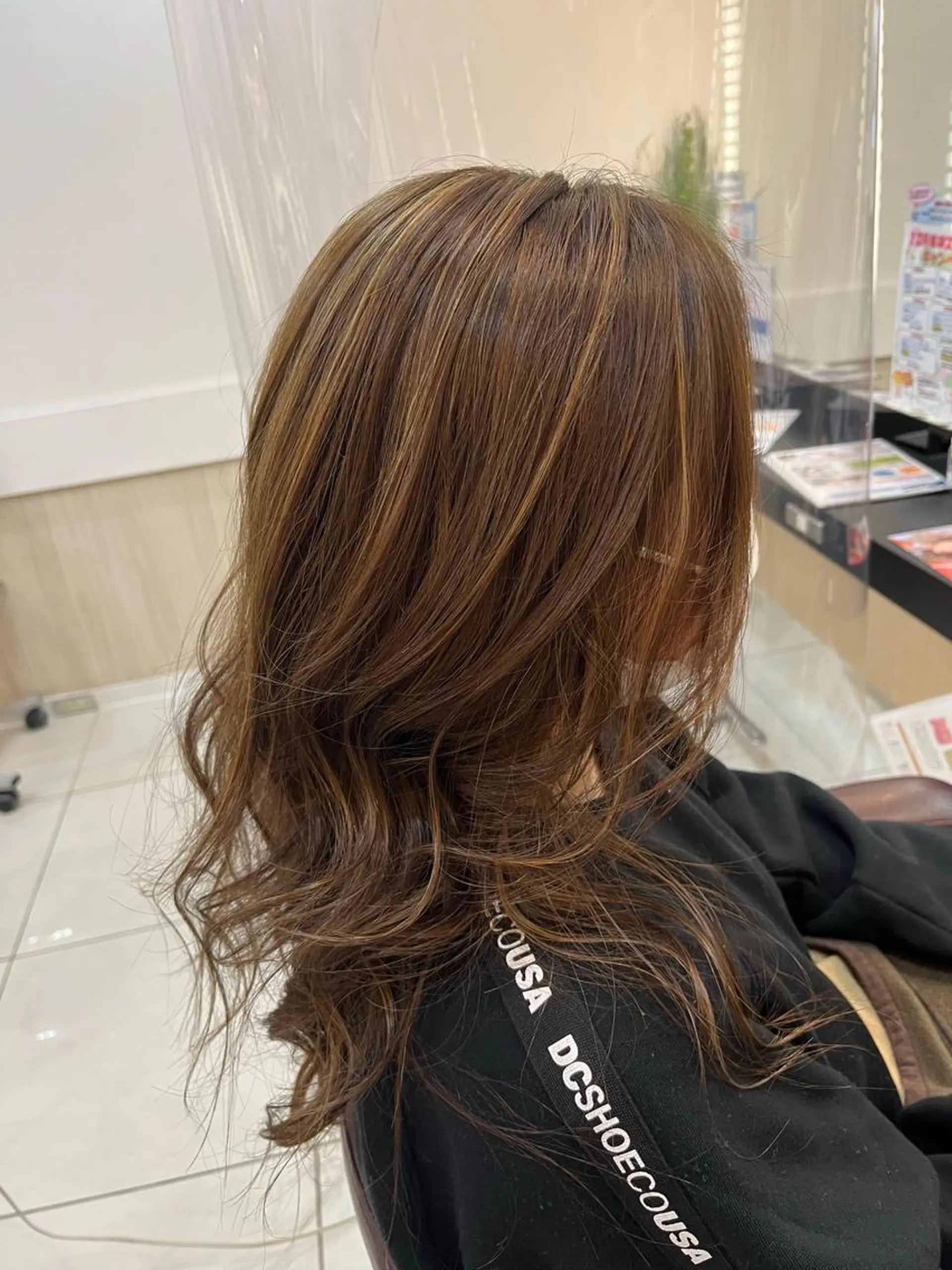 セミロング カラー ヘアカラー トータルビューティー K:R鶴川のヘアスタイル