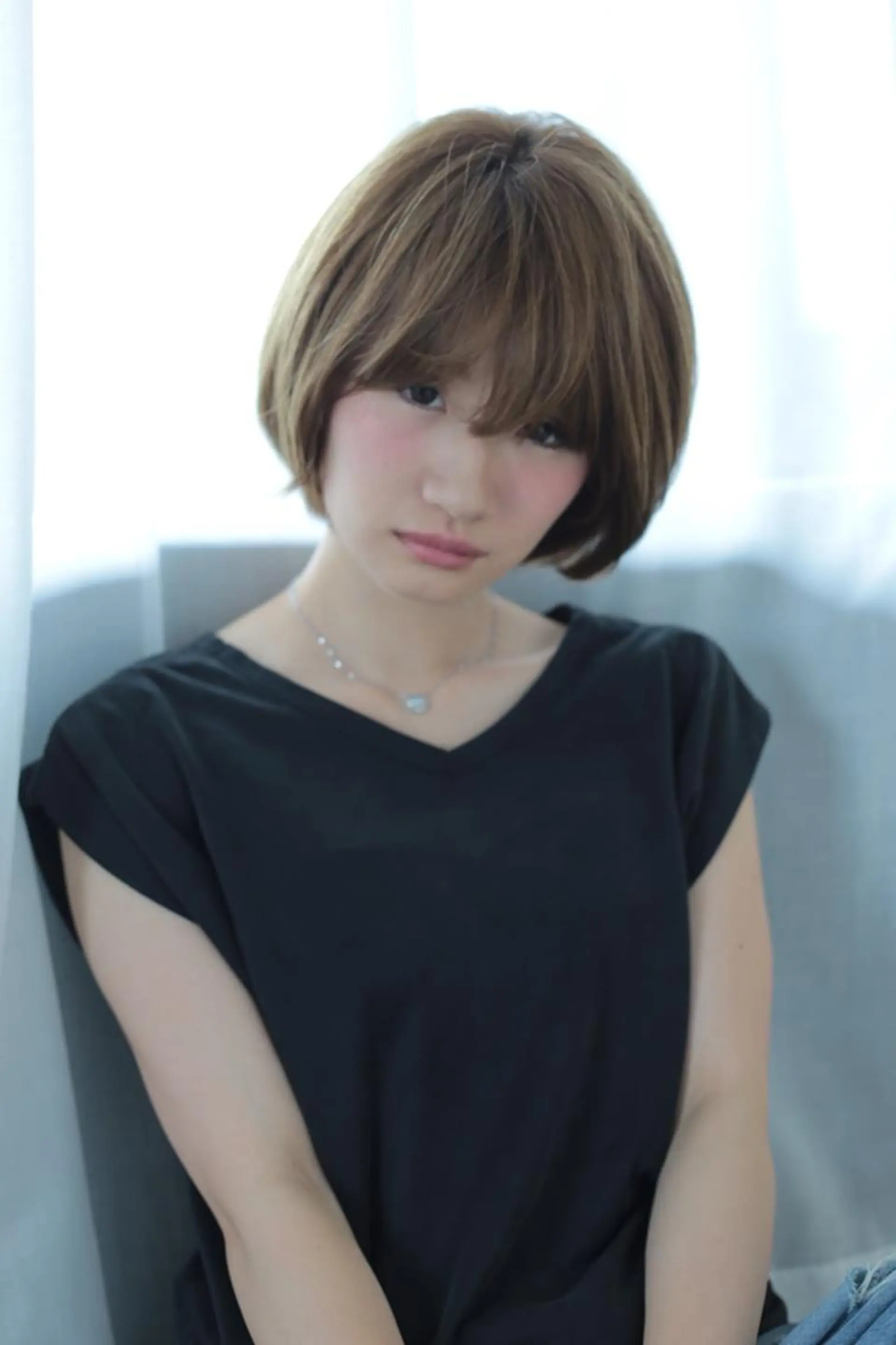 ミディアム 松島 涼花のヘアスタイル