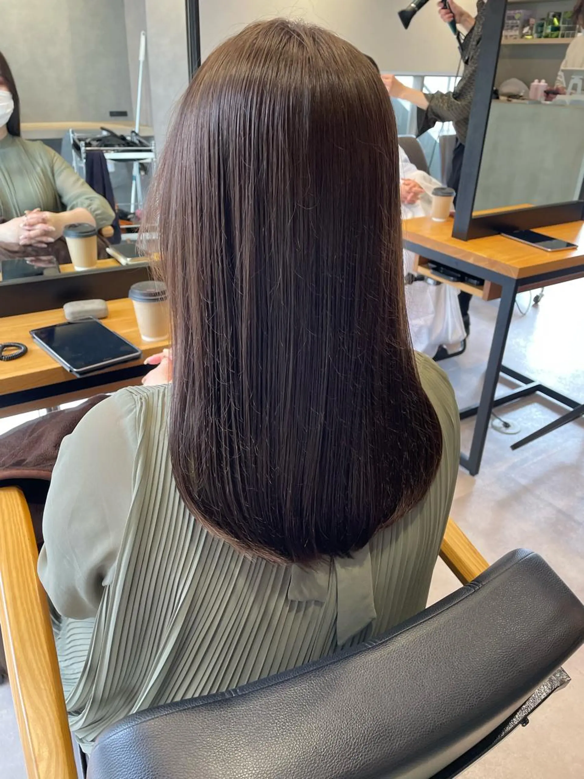 セミロング カラー アッシュ ブリーチ ケアブリーチ ショコラグレージュ ダークアッシュ ヘアカラー 韓国風/オシャレ /縮毛矯正/滝口琴未のヘアスタイル