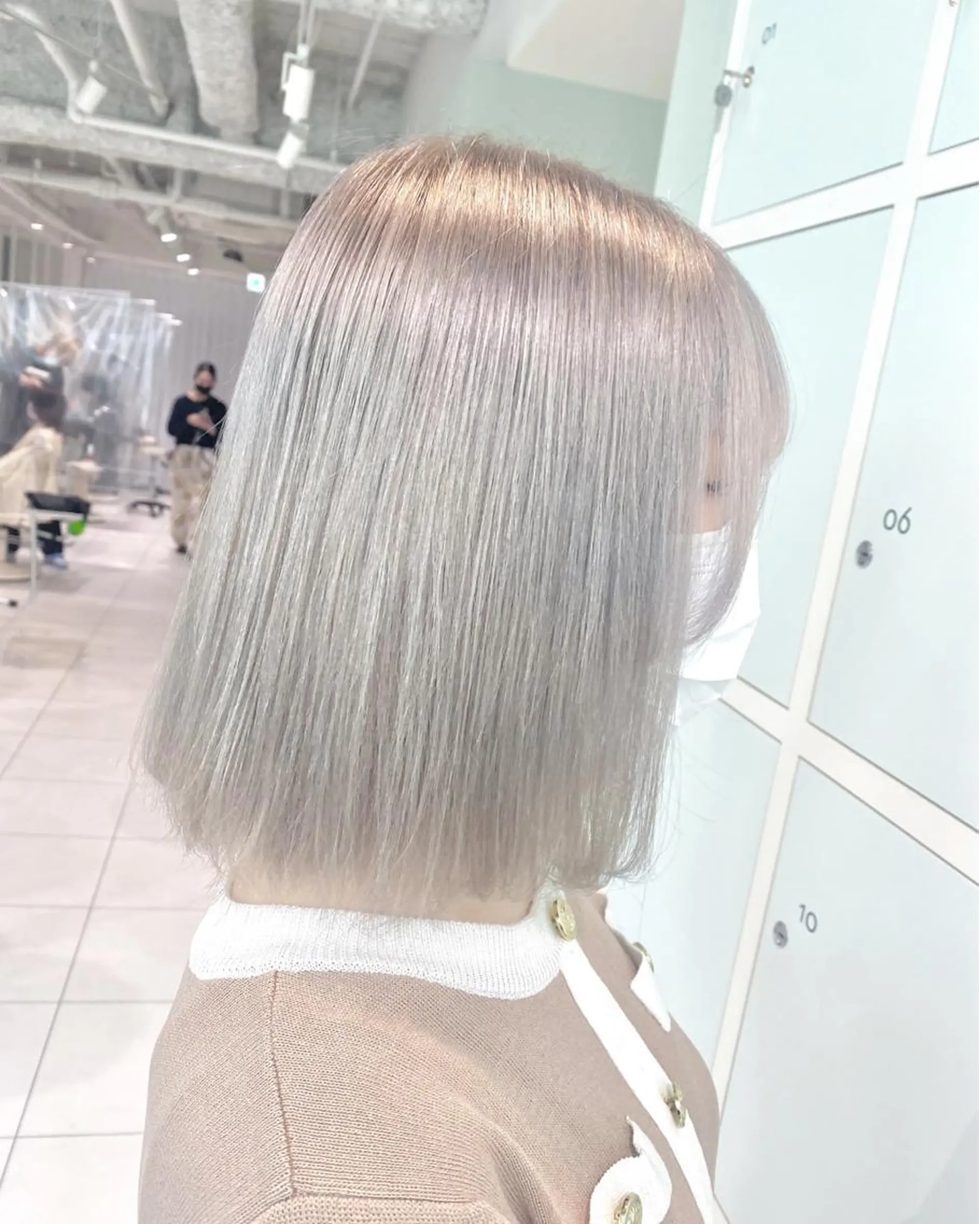 ミディアム カラー カット ヘアカラー カマチョ タイスのヘアスタイル
