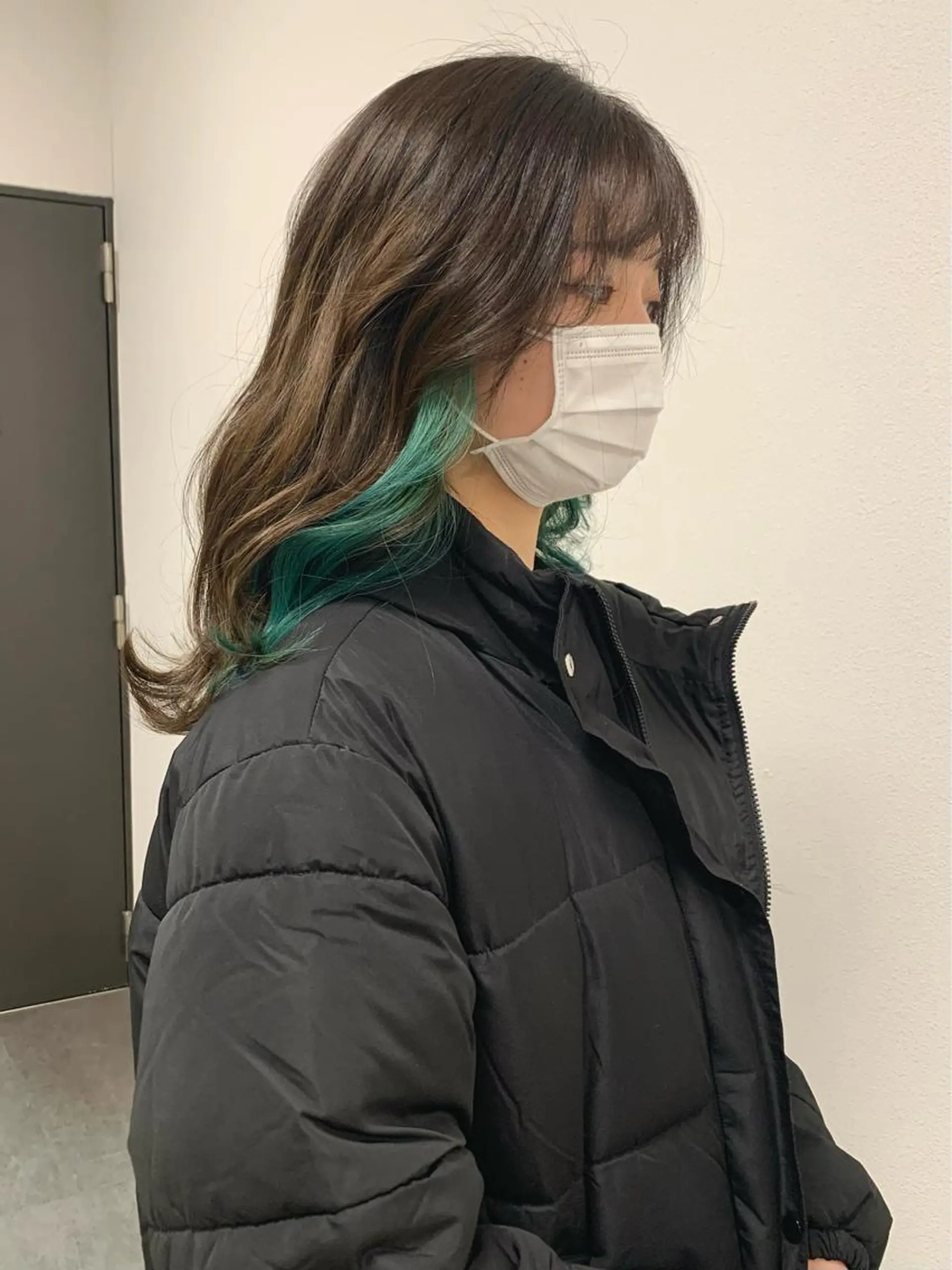 セミロング カラー アッシュ アッシュブラウン ブラウンカラー インナーカラー ヘアカラー トリートメント 村田 来倖のヘアスタイル