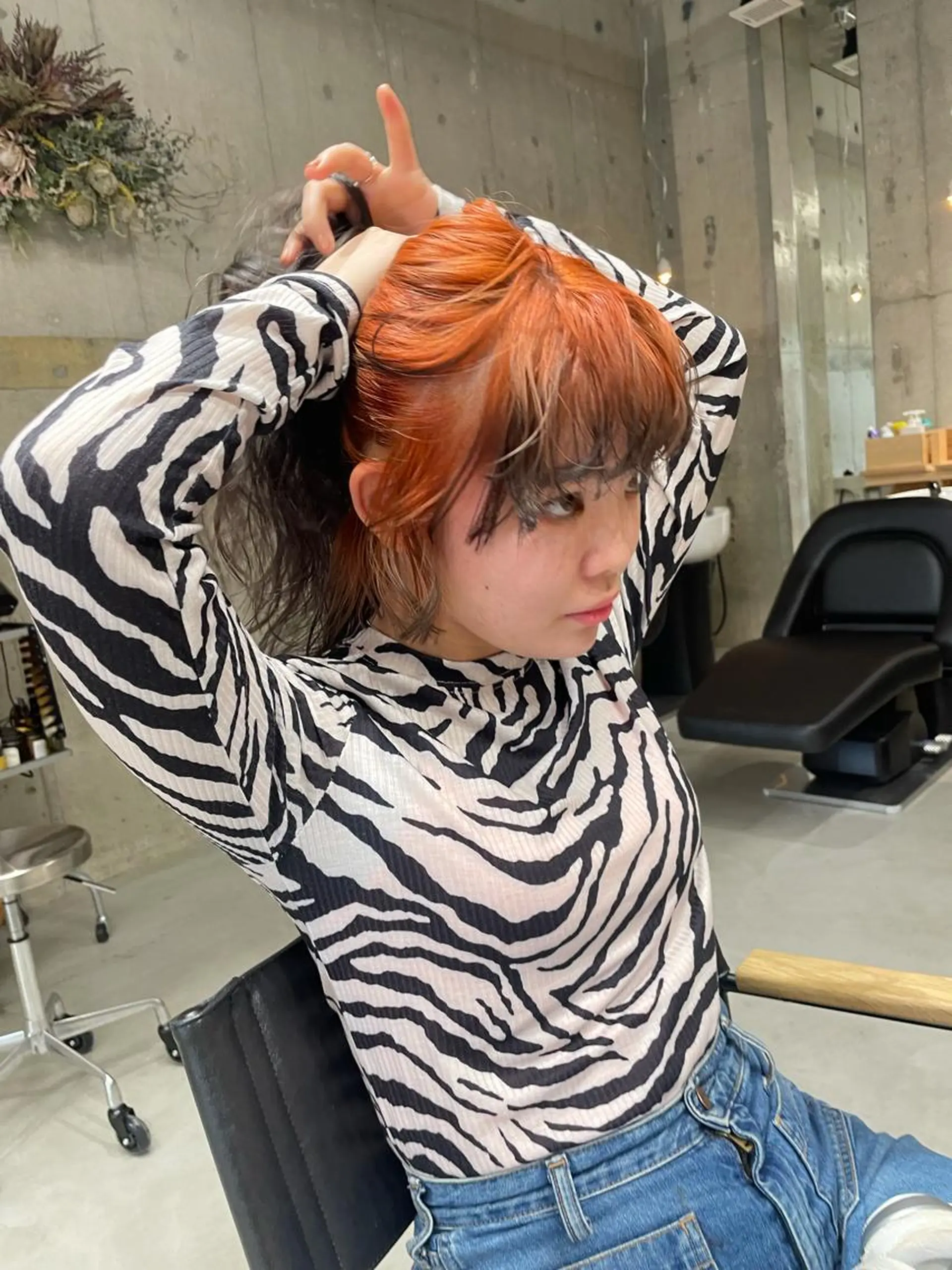 カラー wewe: momoeのヘアスタイル