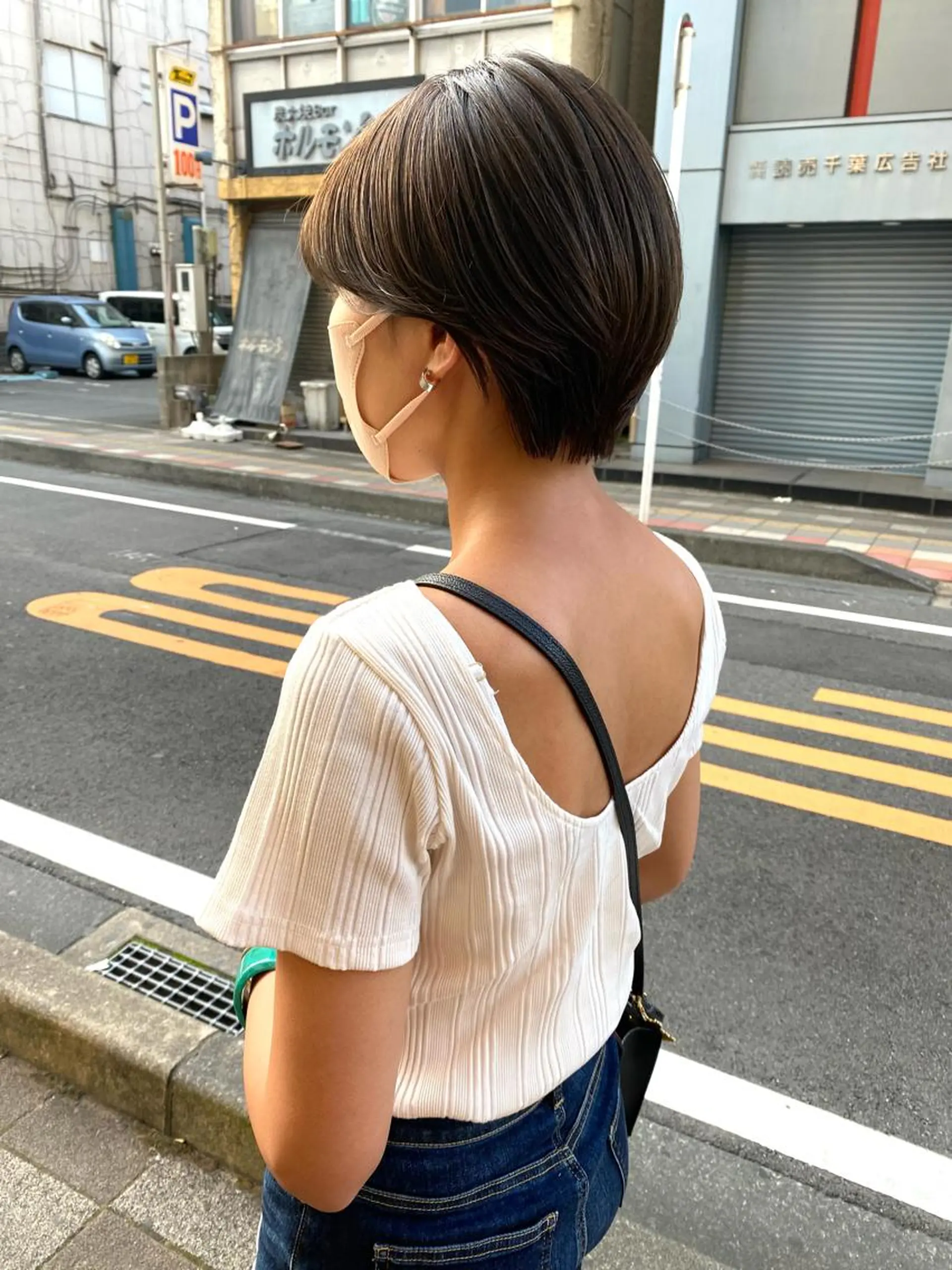 ショート W所属・小林 朋花のヘアスタイル